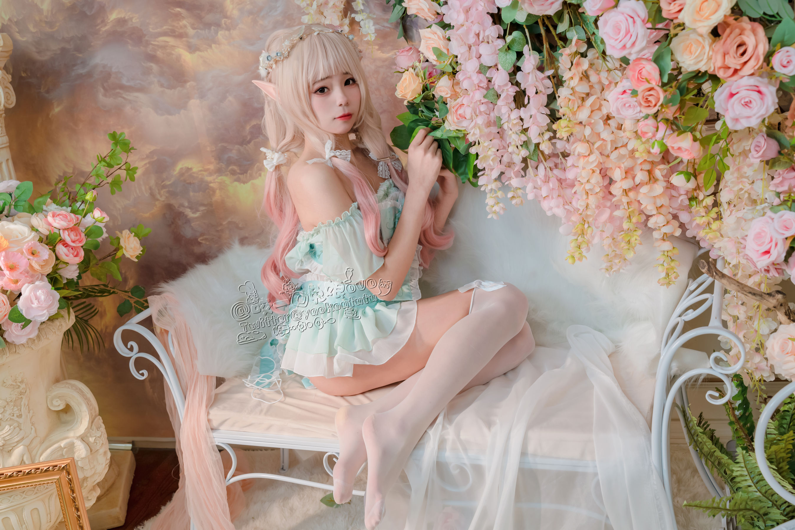 [福利COS] 咬一口兔娘 - 豌豆公主的秘密花房