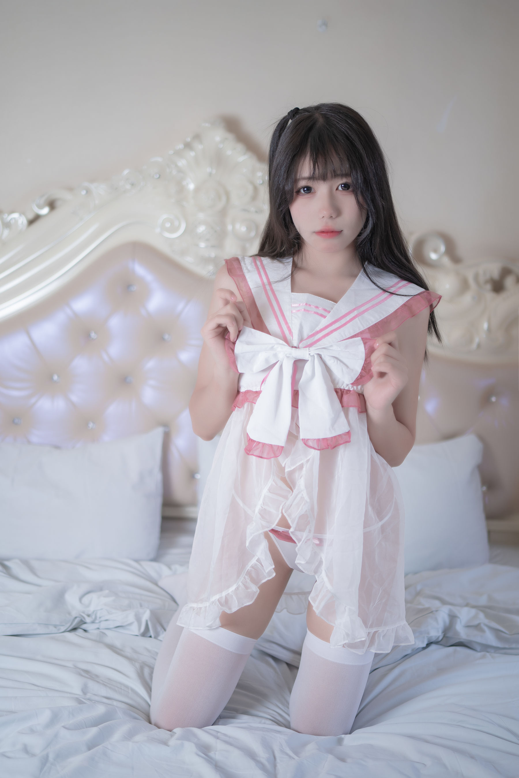 [福利COS] 咬一口兔娘 - 粉嫩睡衣