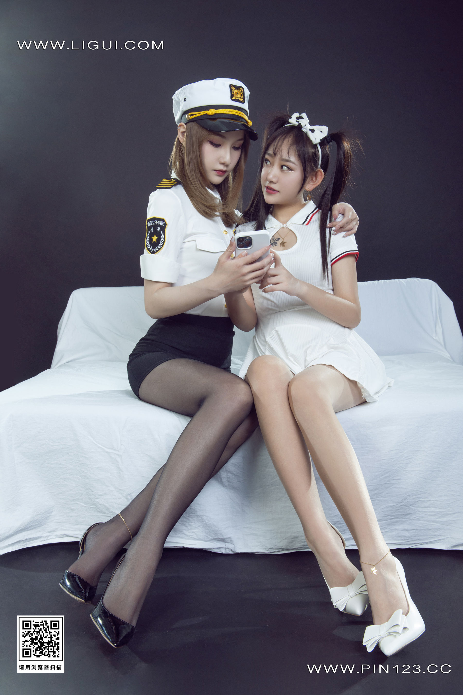 View - [Ligui丽柜 - Uniform Attendant Stewardess ]   双生花-虐恋双生 小熊&心心 - 图库库