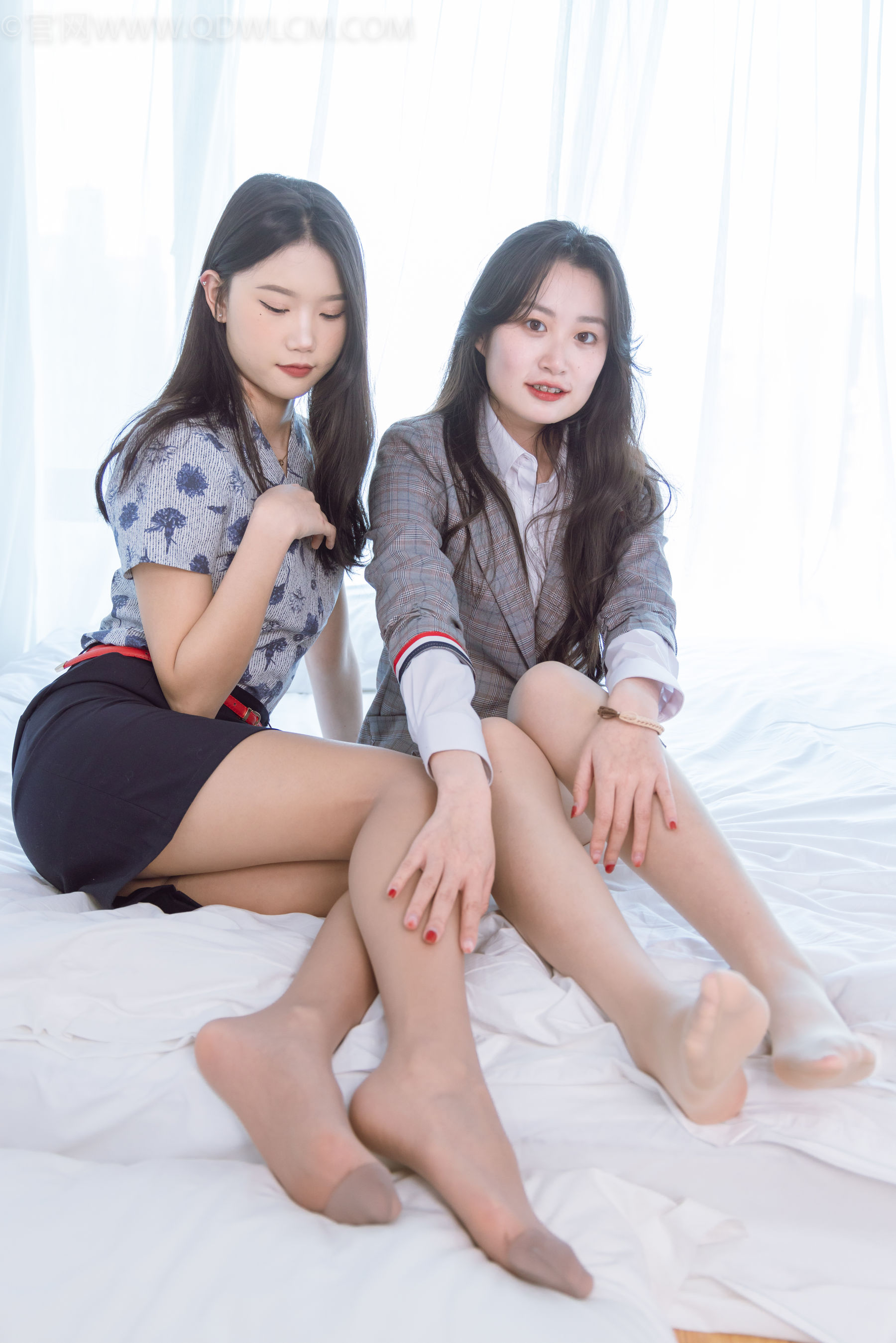 物恋传媒 - Chiness Model  No.1402 小竹&小敏-悠闲午后 - 图库库