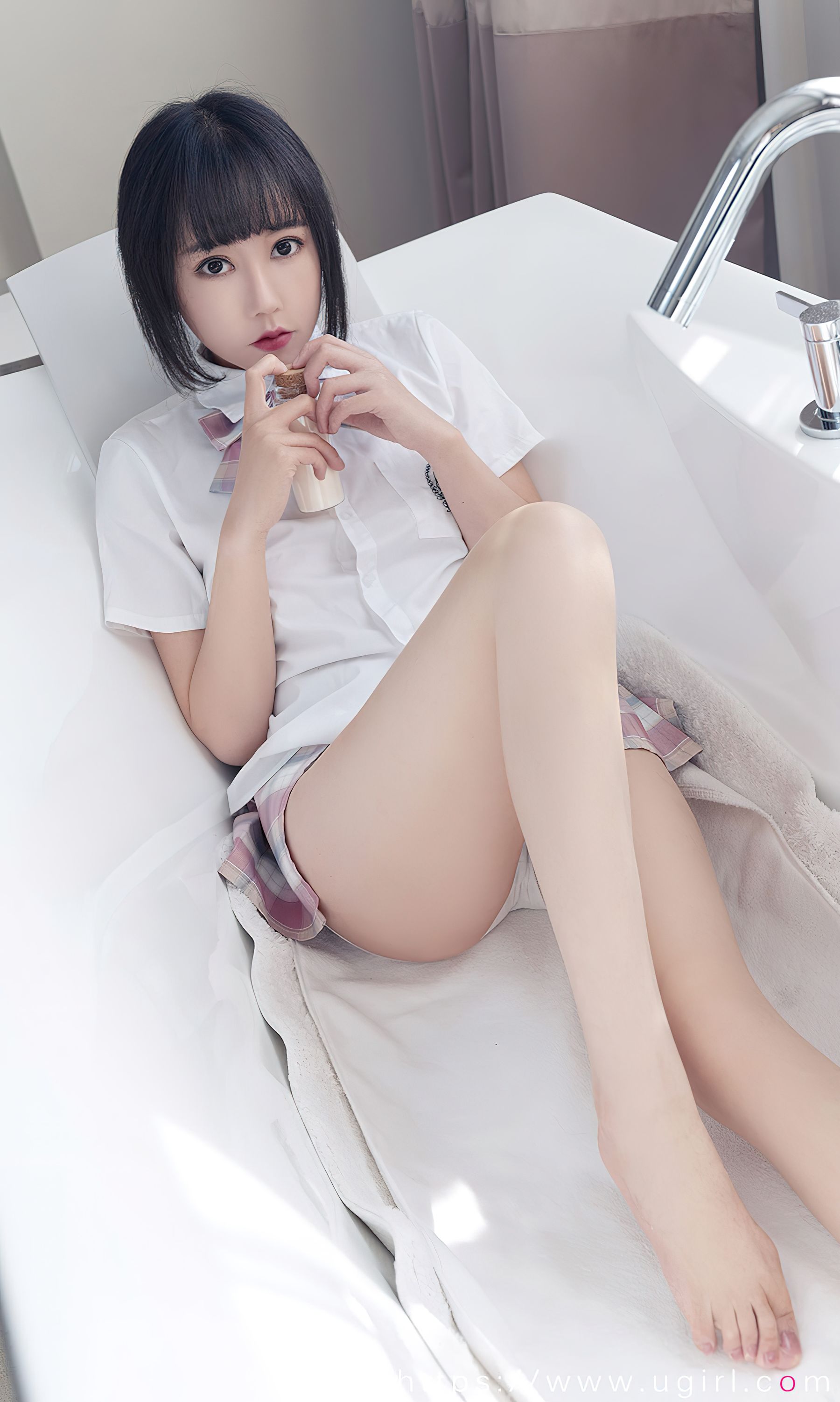 View - [Ugirls]爱尤物 - Love Beauty  No.2561 夏之光的洗礼 夏瑶 - 图库库