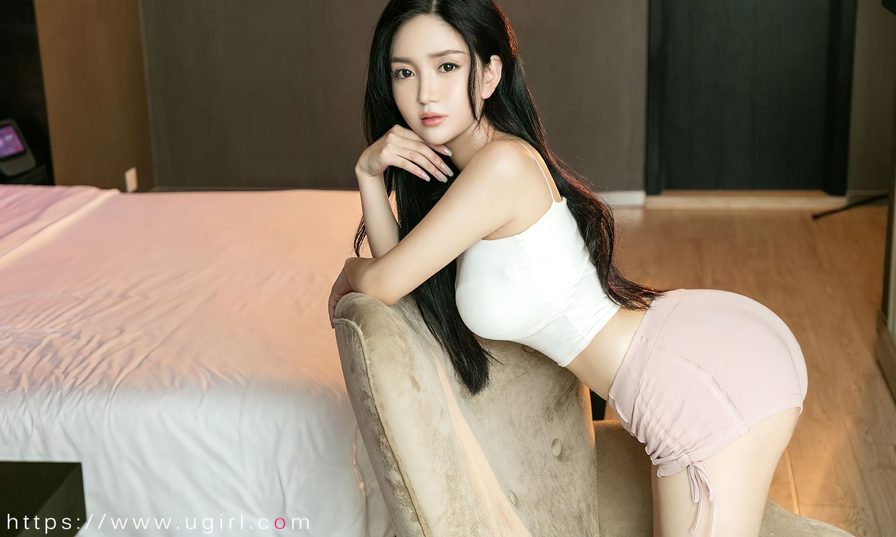 View - [Ugirls]爱尤物 - Love Beauty  No.2572 温柔的陪伴 南 - 图库库