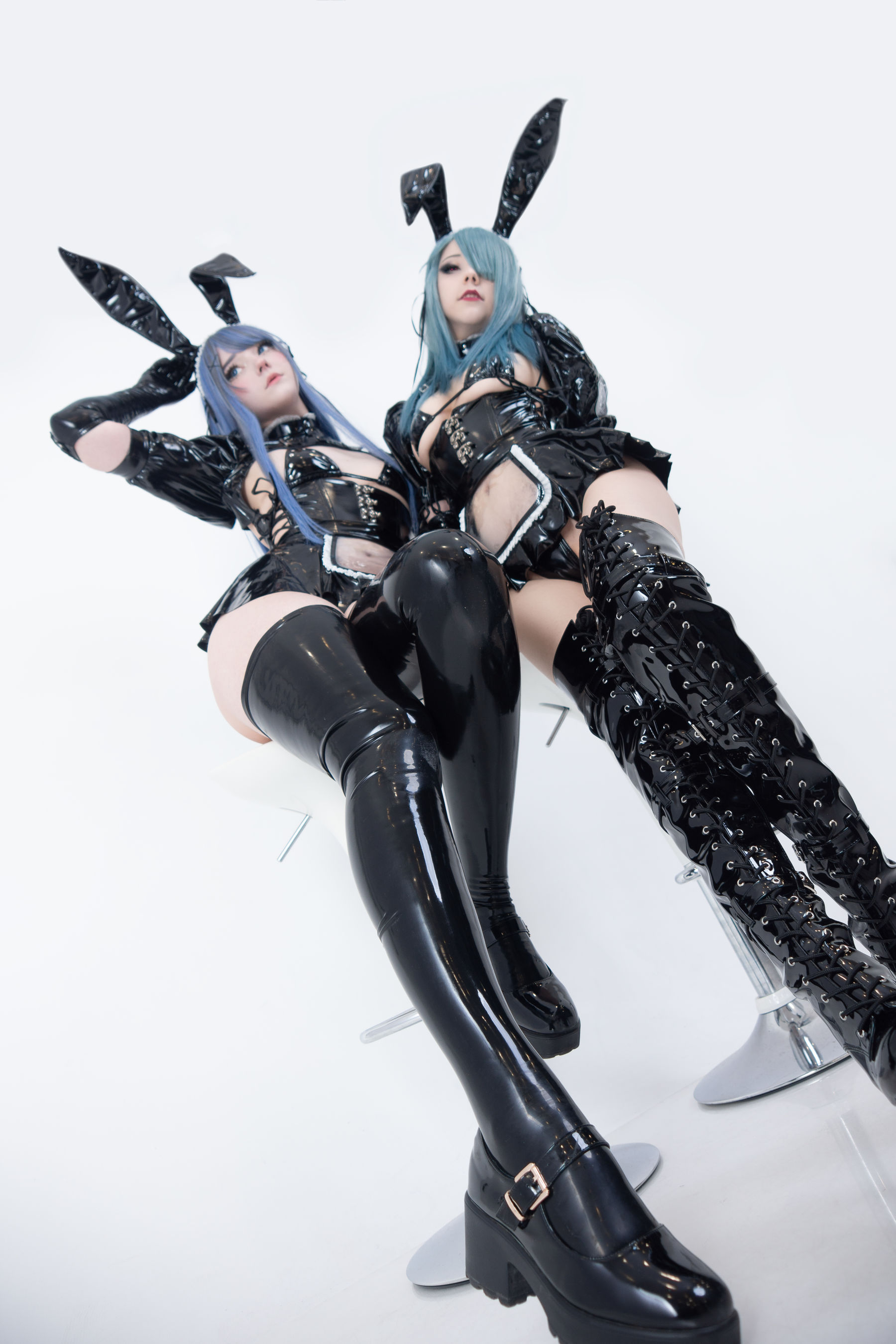 Candy Ball - Latex Bunny Twins