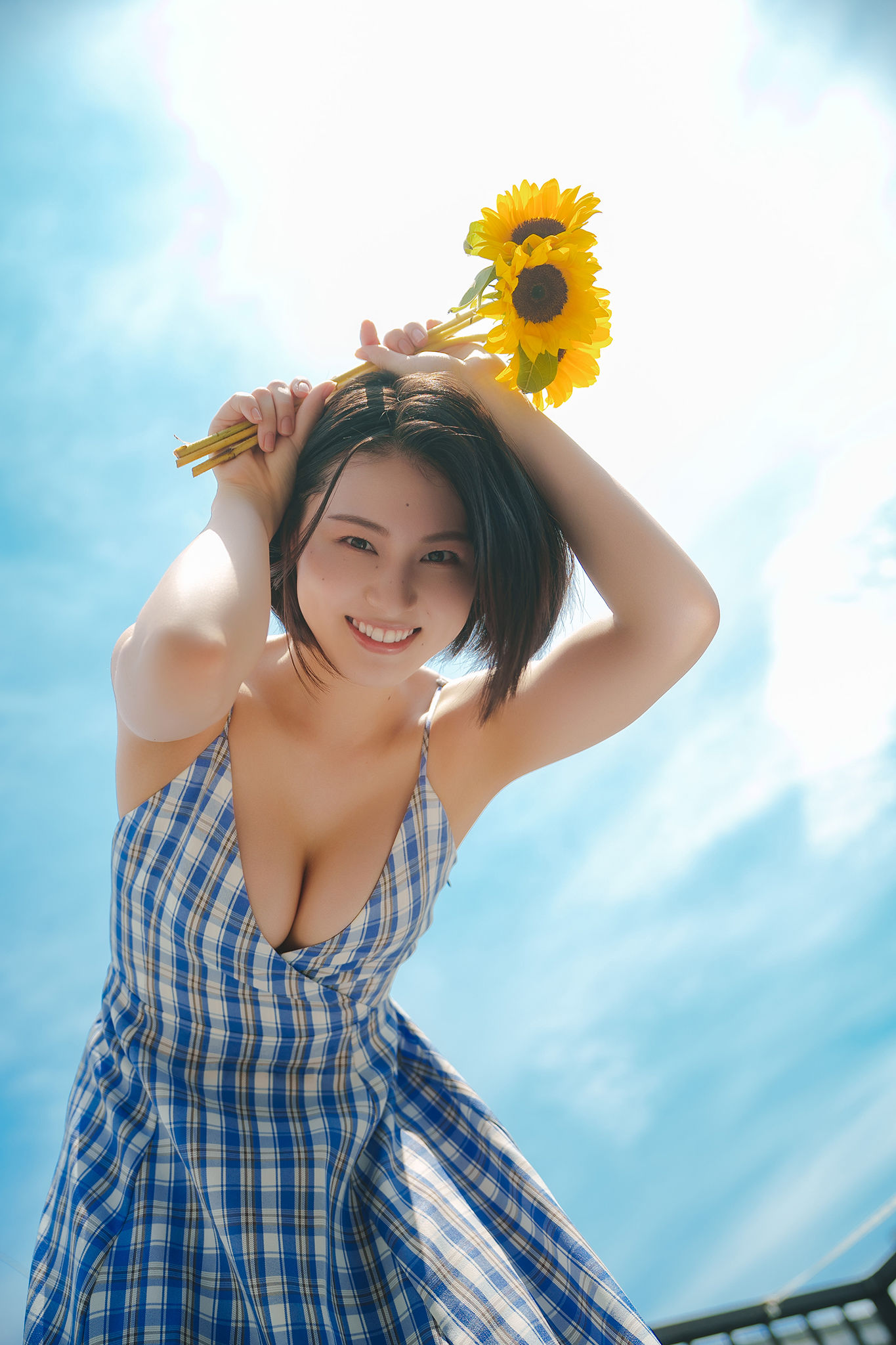 Iori Sagara 相楽伊織 – 夏の部屋で、伊織と。