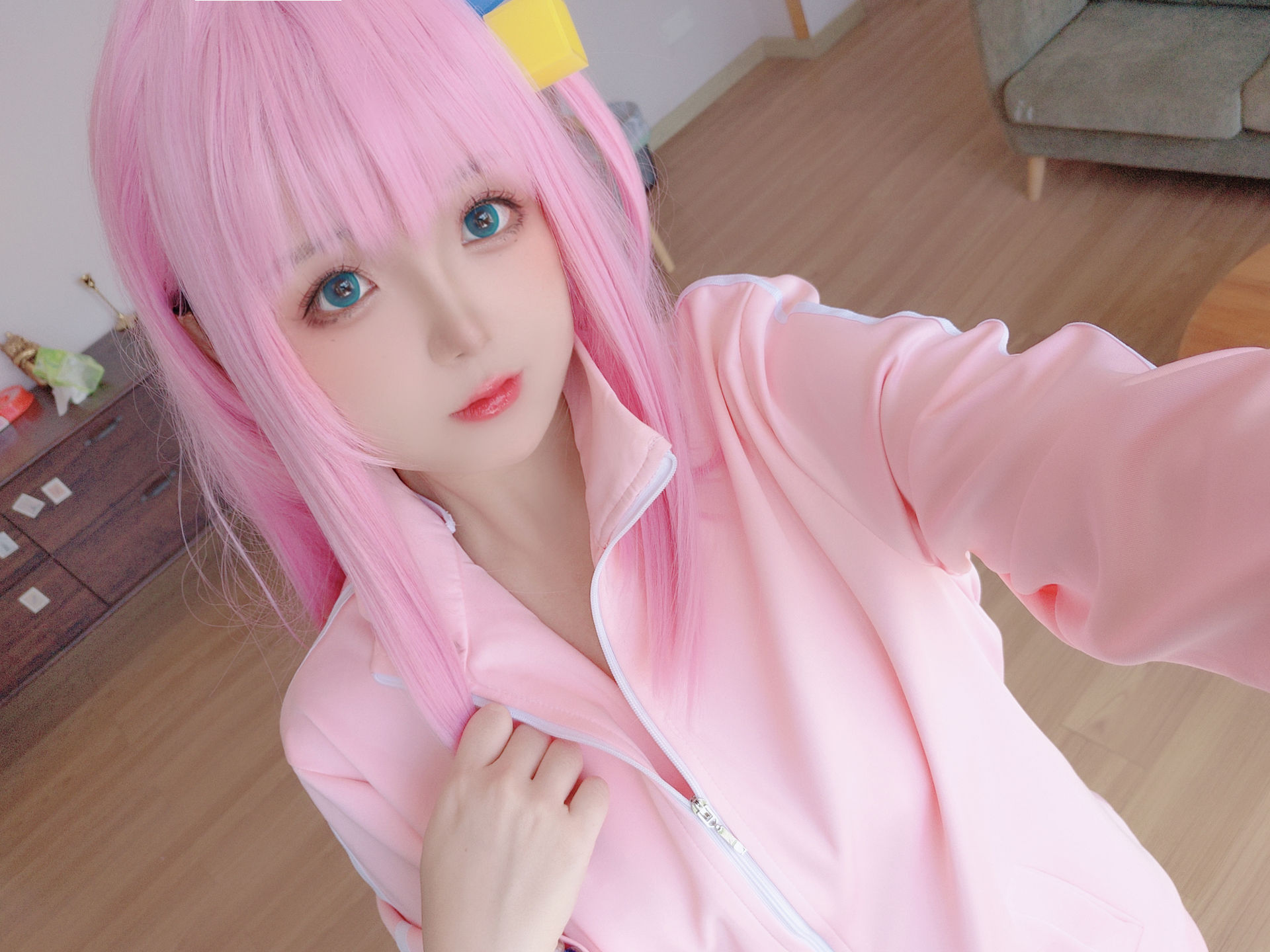 Cosplay 日奈娇 - 小孤独