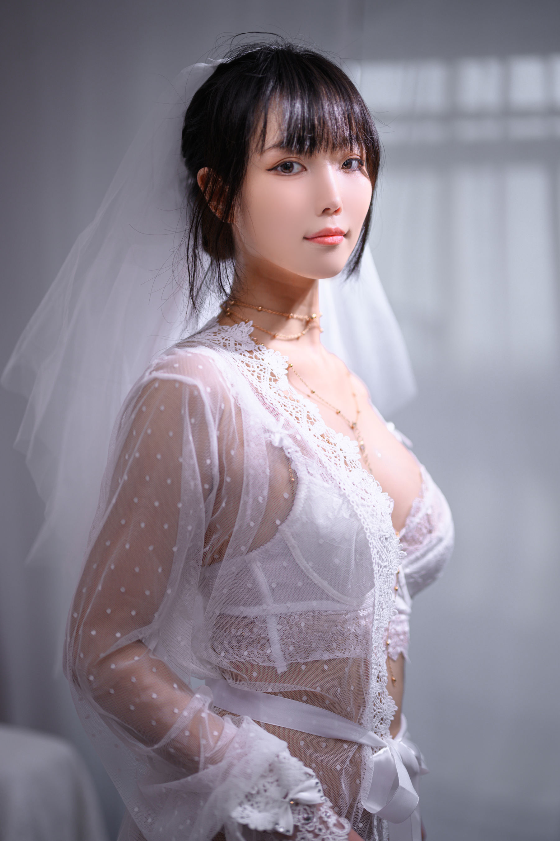 Cosplay 汪知子 - 婚纱