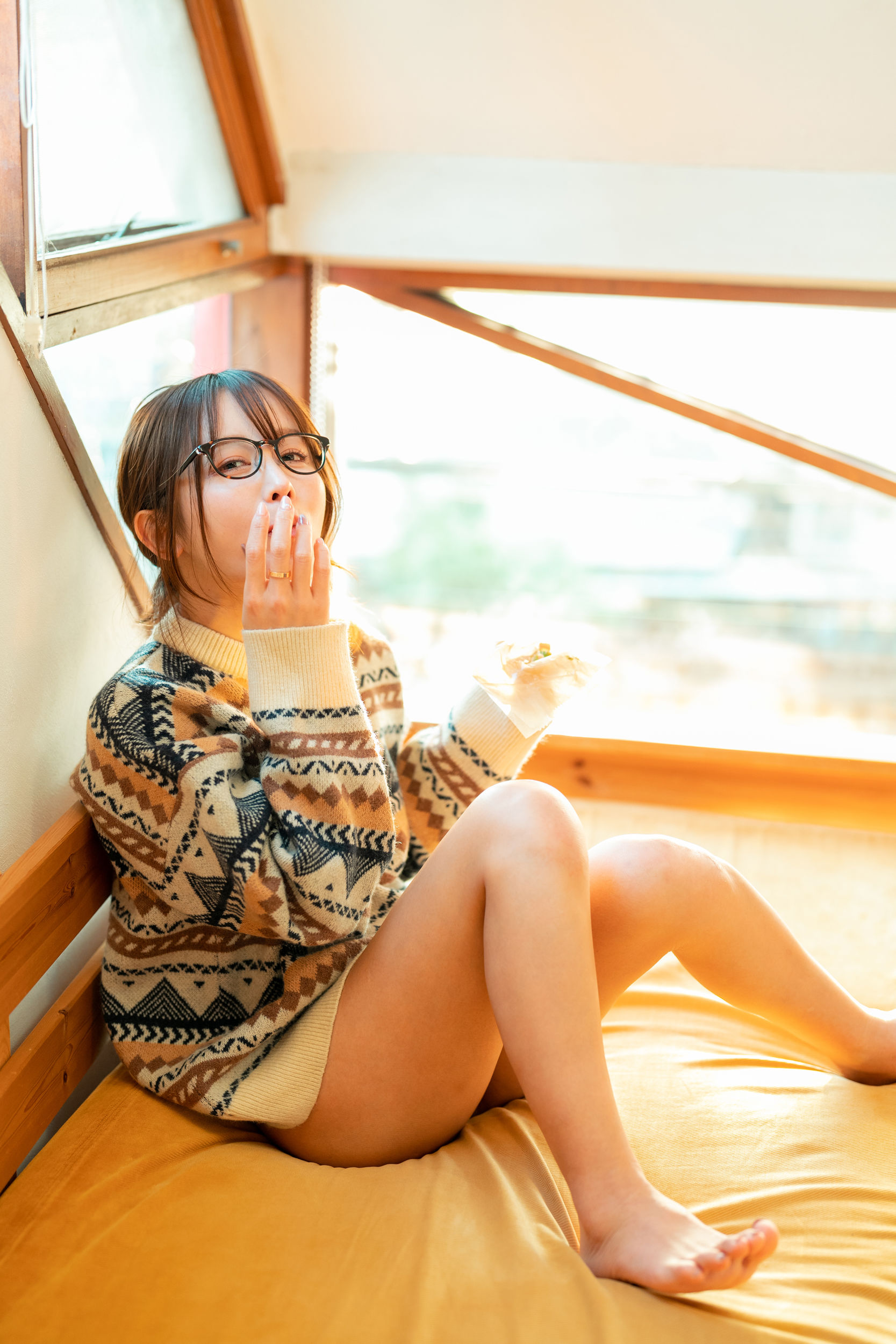 いくみ – (193iKkyu3) [Fantia] 2023年03月 Warm and Fluffy Knit Teasing