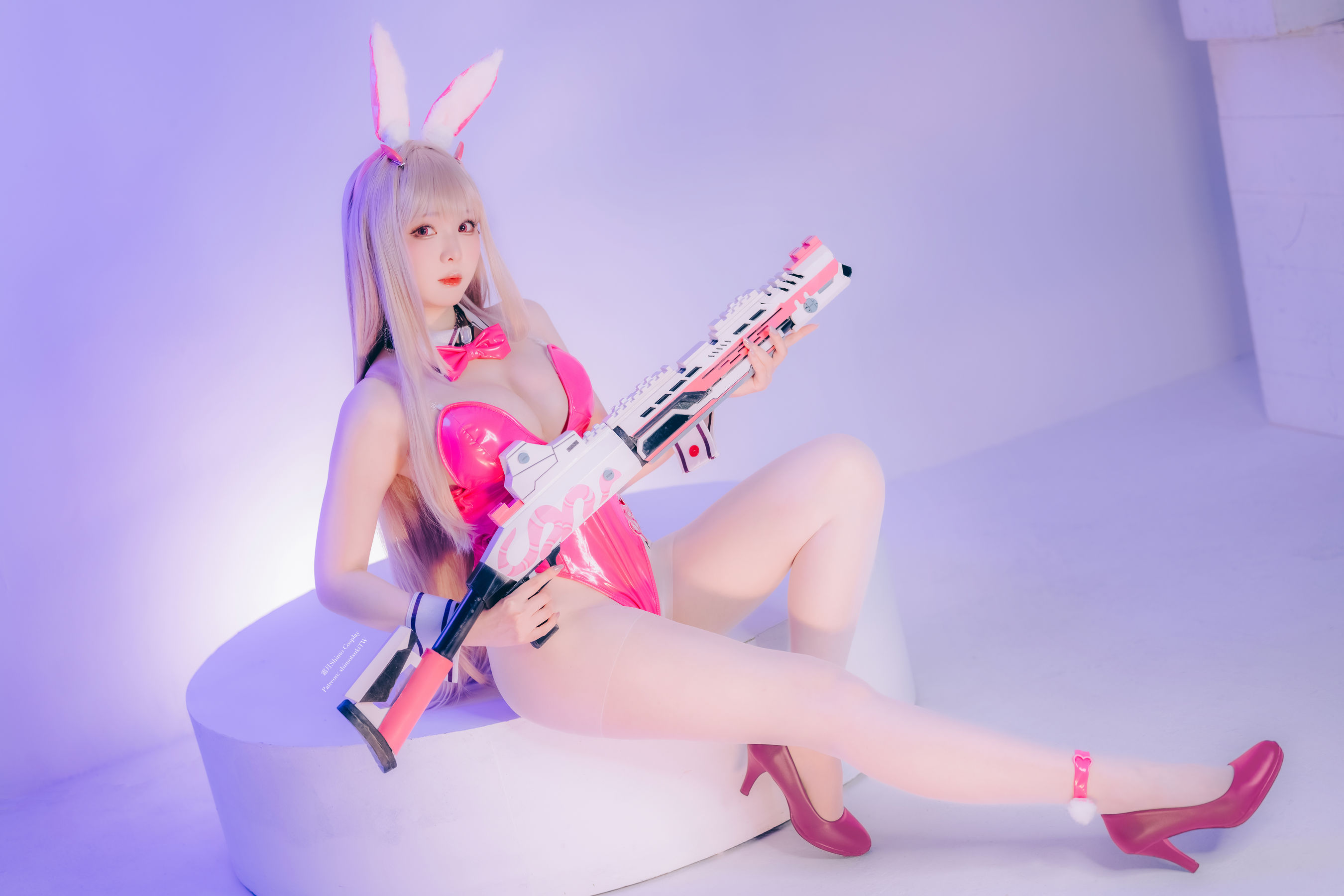 View - 微博妹纸 霜月shimo - Viper Bunny Suit (NIKKE) - 图库库