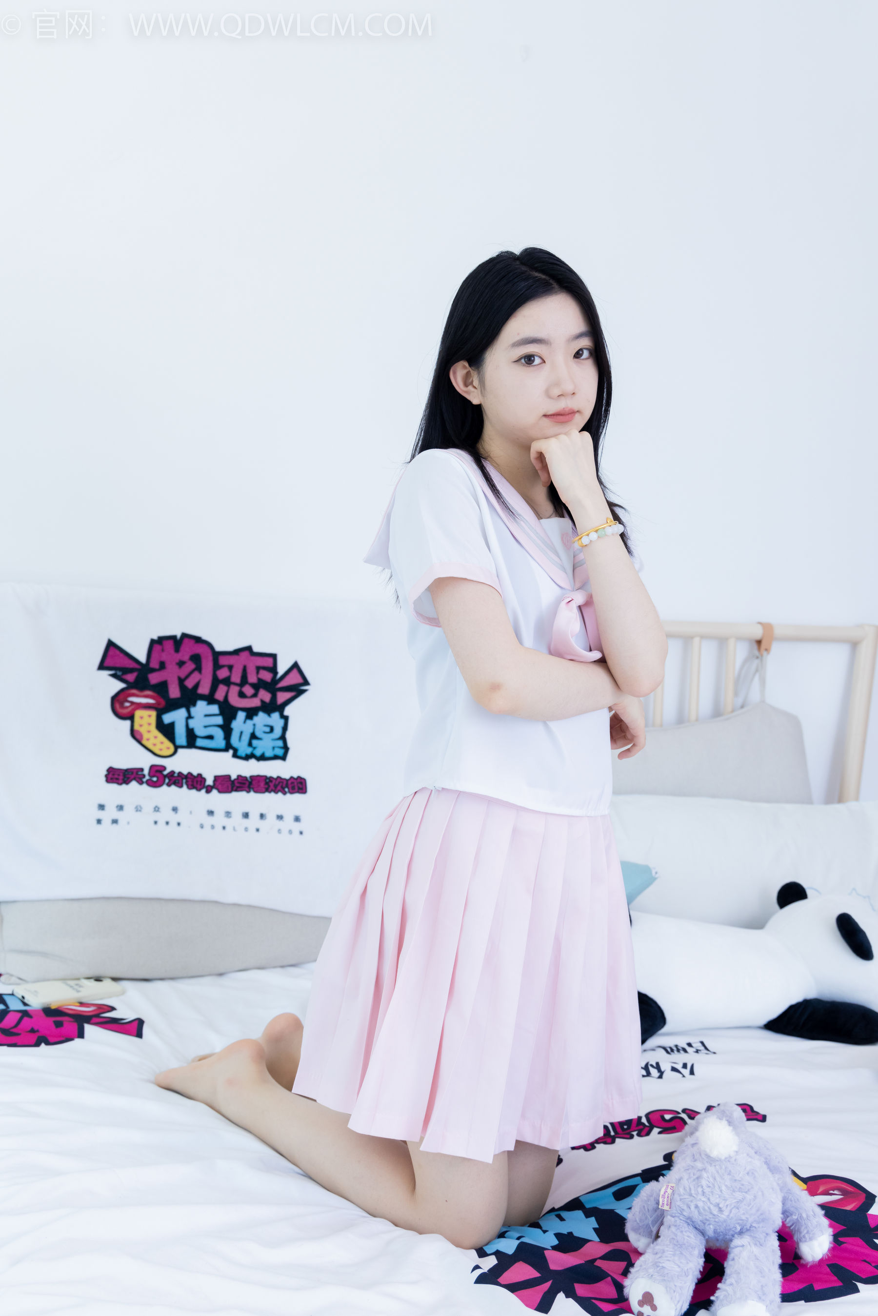 View - 物恋传媒 - Chiness Model  No.1983 欢欢 -绽放的小花 - 图库库