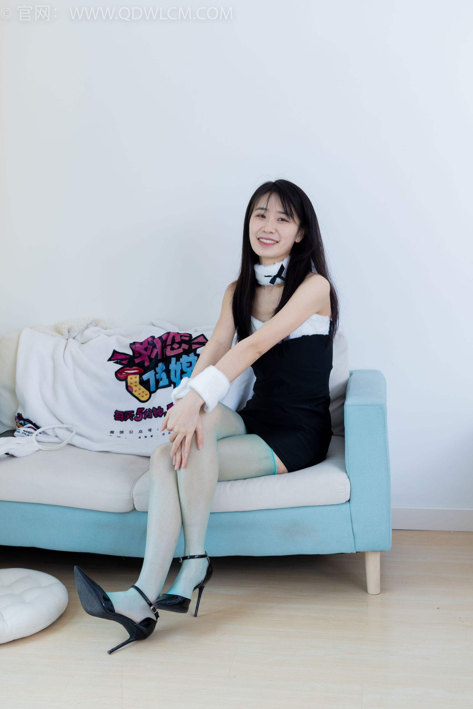 View - 物恋传媒 - Chiness Model  No.1981 菜菜 -繁星闪烁 - 图库库