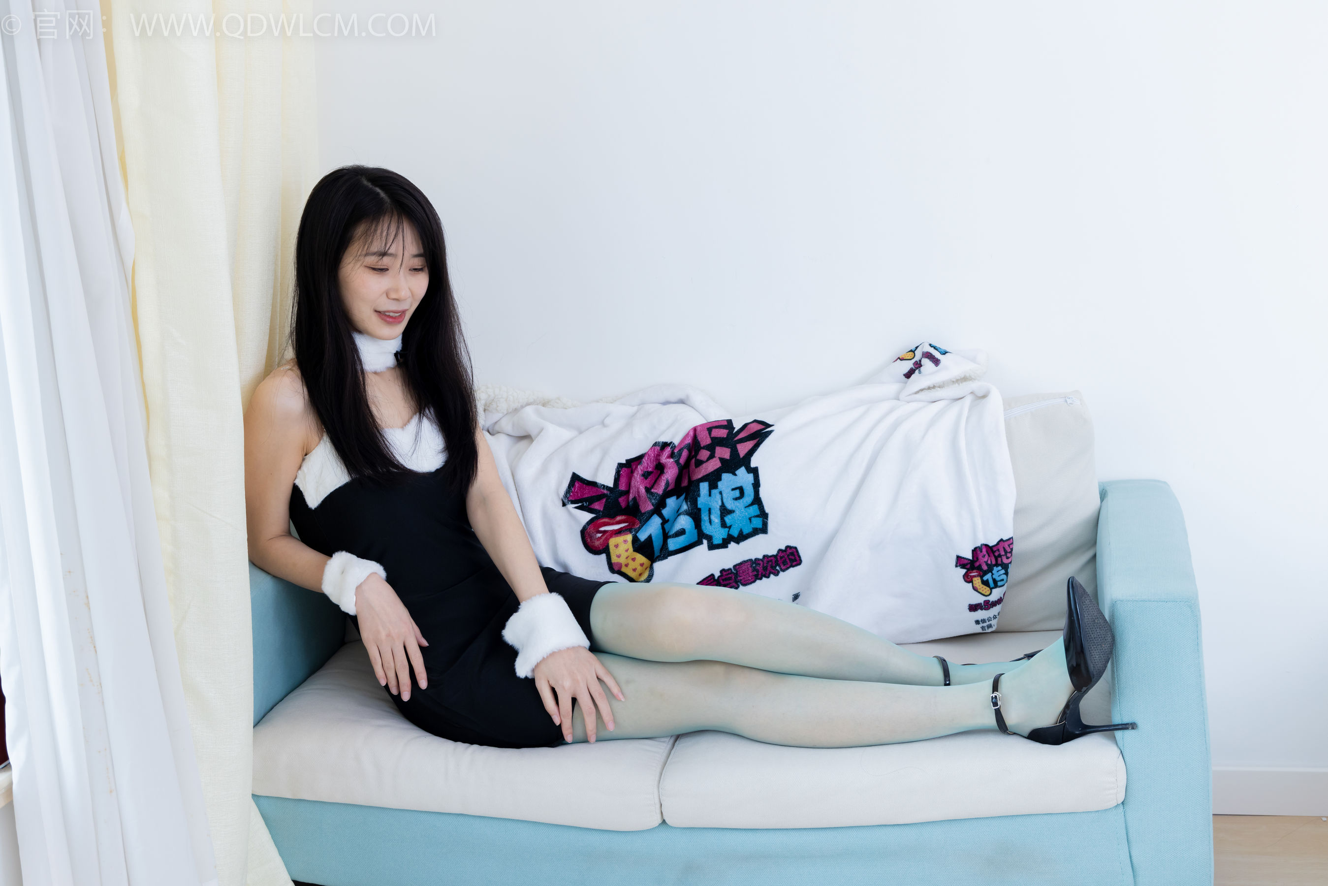 View - 物恋传媒 - Chiness Model  No.1981 菜菜 -繁星闪烁 - 图库库