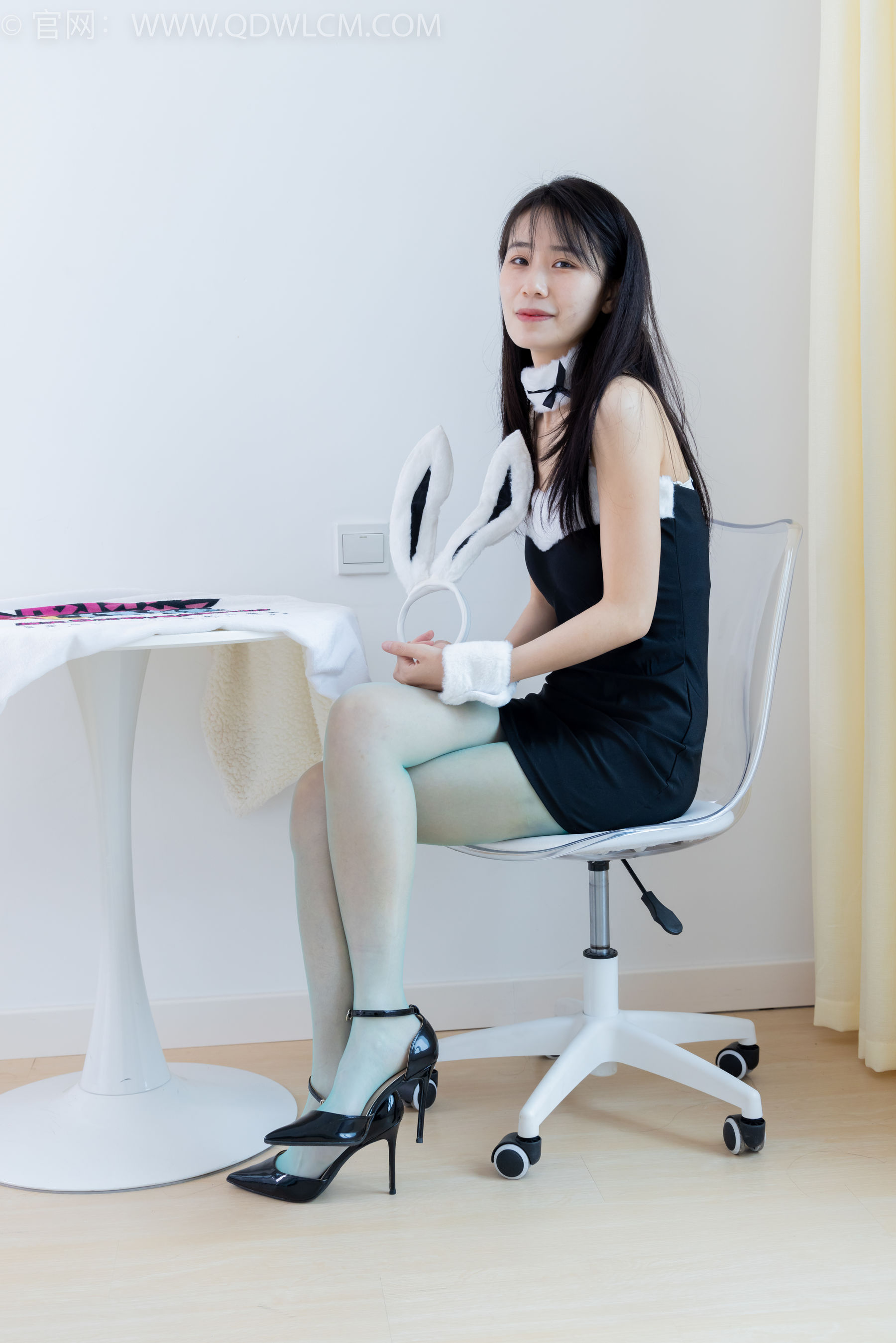 View - 物恋传媒 - Chiness Model  No.1981 菜菜 -繁星闪烁 - 图库库