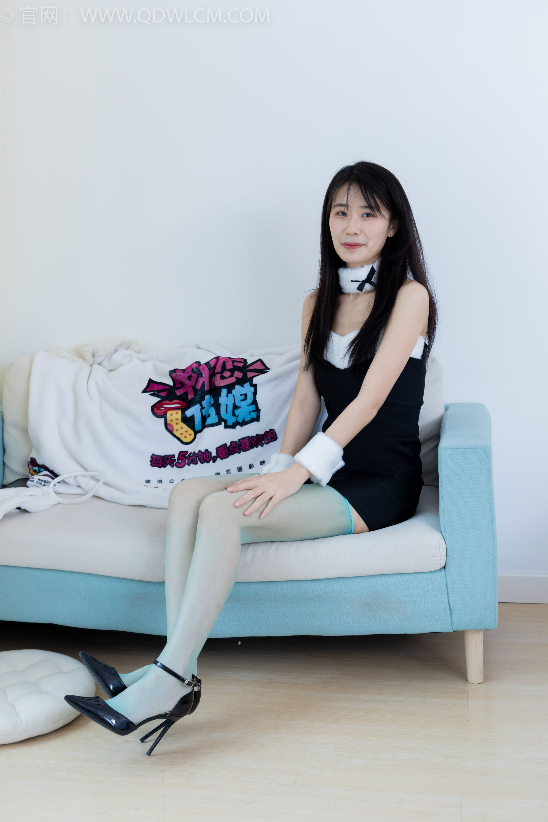 View - 物恋传媒 - Chiness Model  No.1981 菜菜 -繁星闪烁 - 图库库