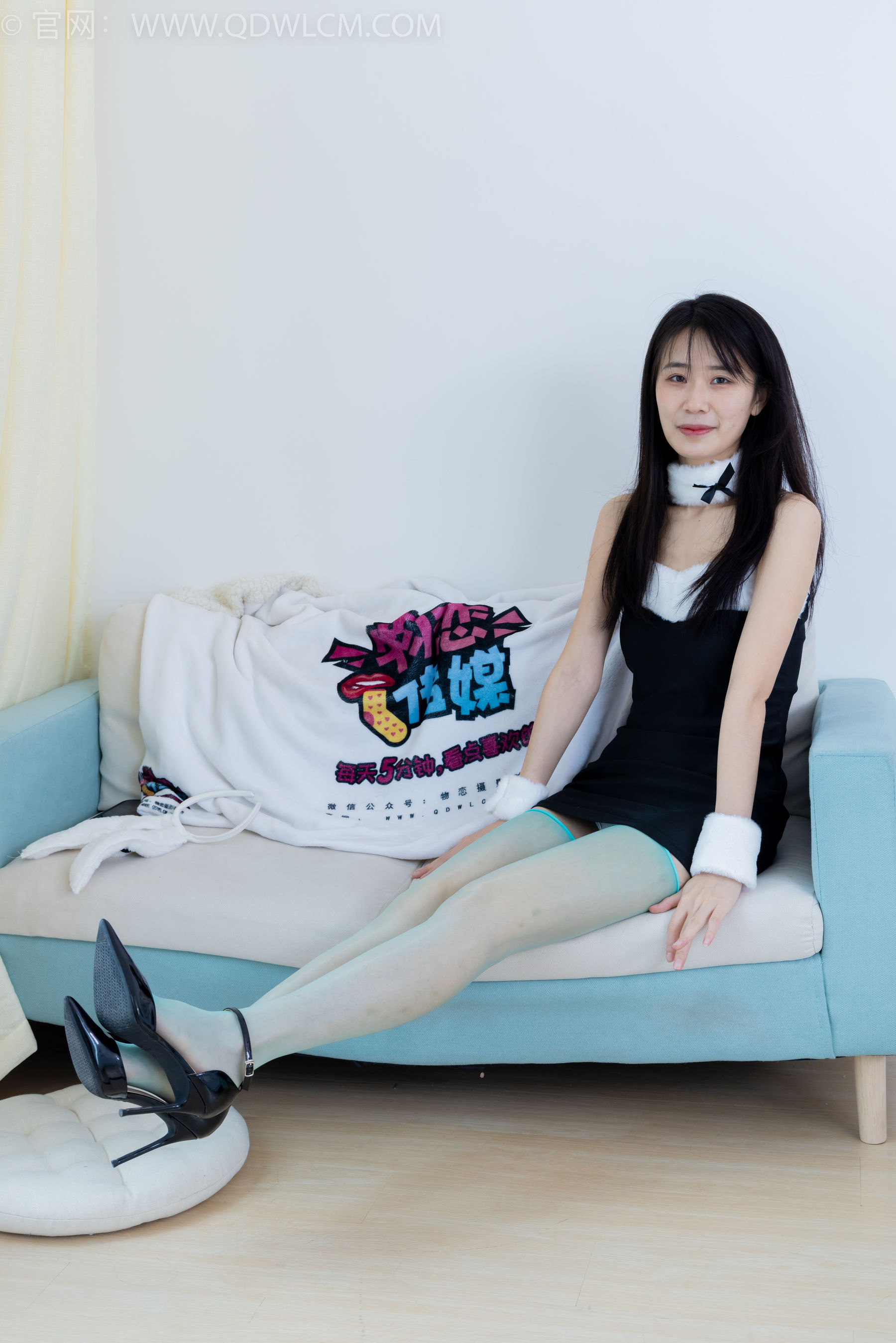 View - 物恋传媒 - Chiness Model  No.1981 菜菜 -繁星闪烁 - 图库库