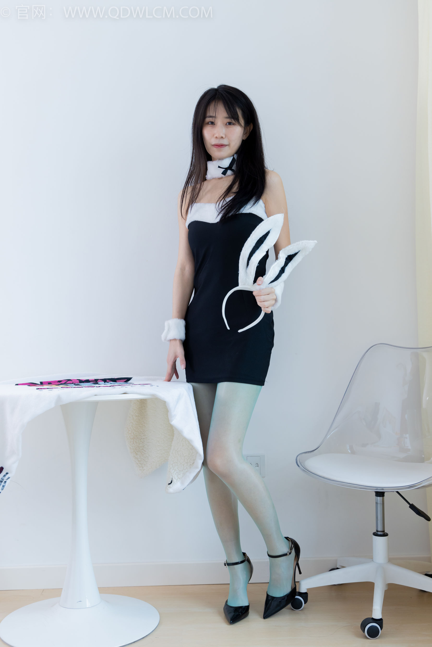 View - 物恋传媒 - Chiness Model  No.1981 菜菜 -繁星闪烁 - 图库库