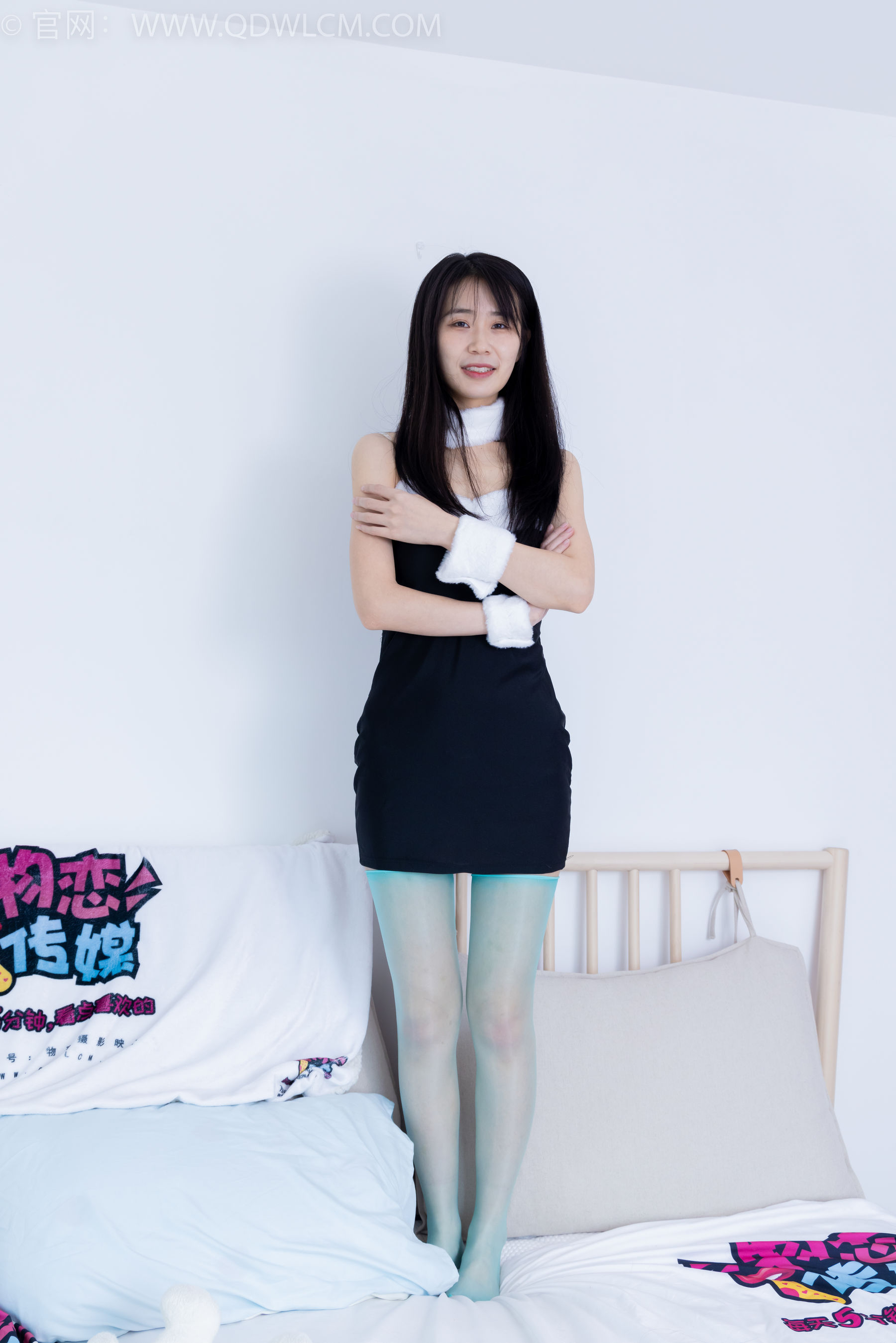 View - 物恋传媒 - Chiness Model  No.1981 菜菜 -繁星闪烁 - 图库库