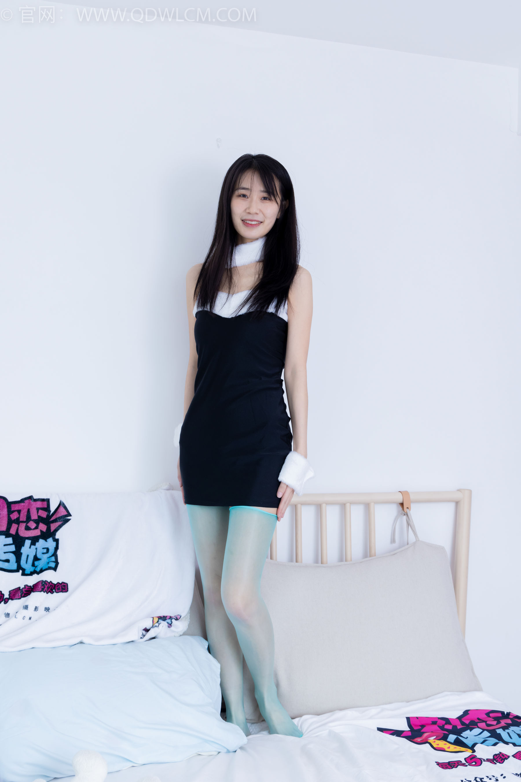 View - 物恋传媒 - Chiness Model  No.1981 菜菜 -繁星闪烁 - 图库库