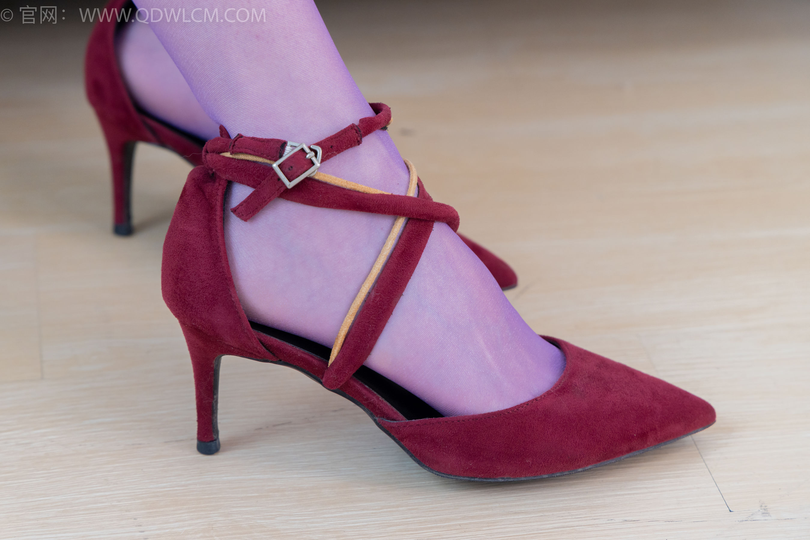 View - 物恋传媒 - Chiness Model  No.1979 菜菜 -入花间 - 图库库