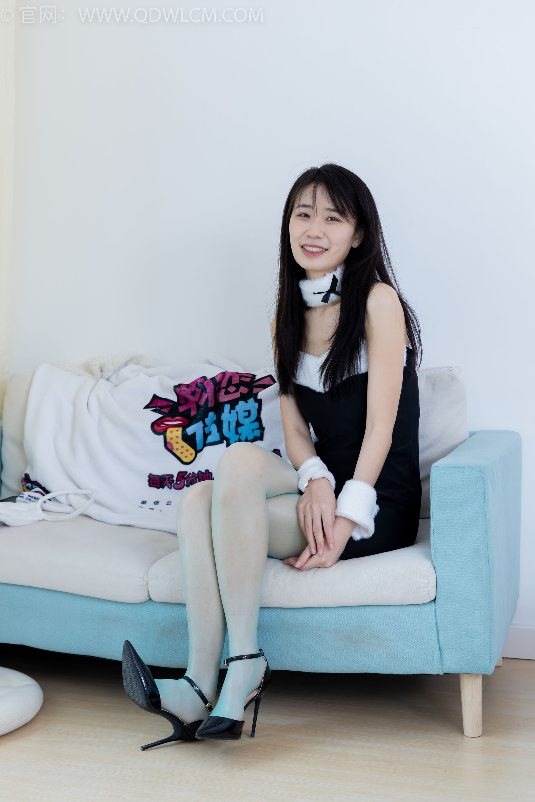 View - 物恋传媒 - Chiness Model  No.1981 菜菜 -繁星闪烁 - 图库库