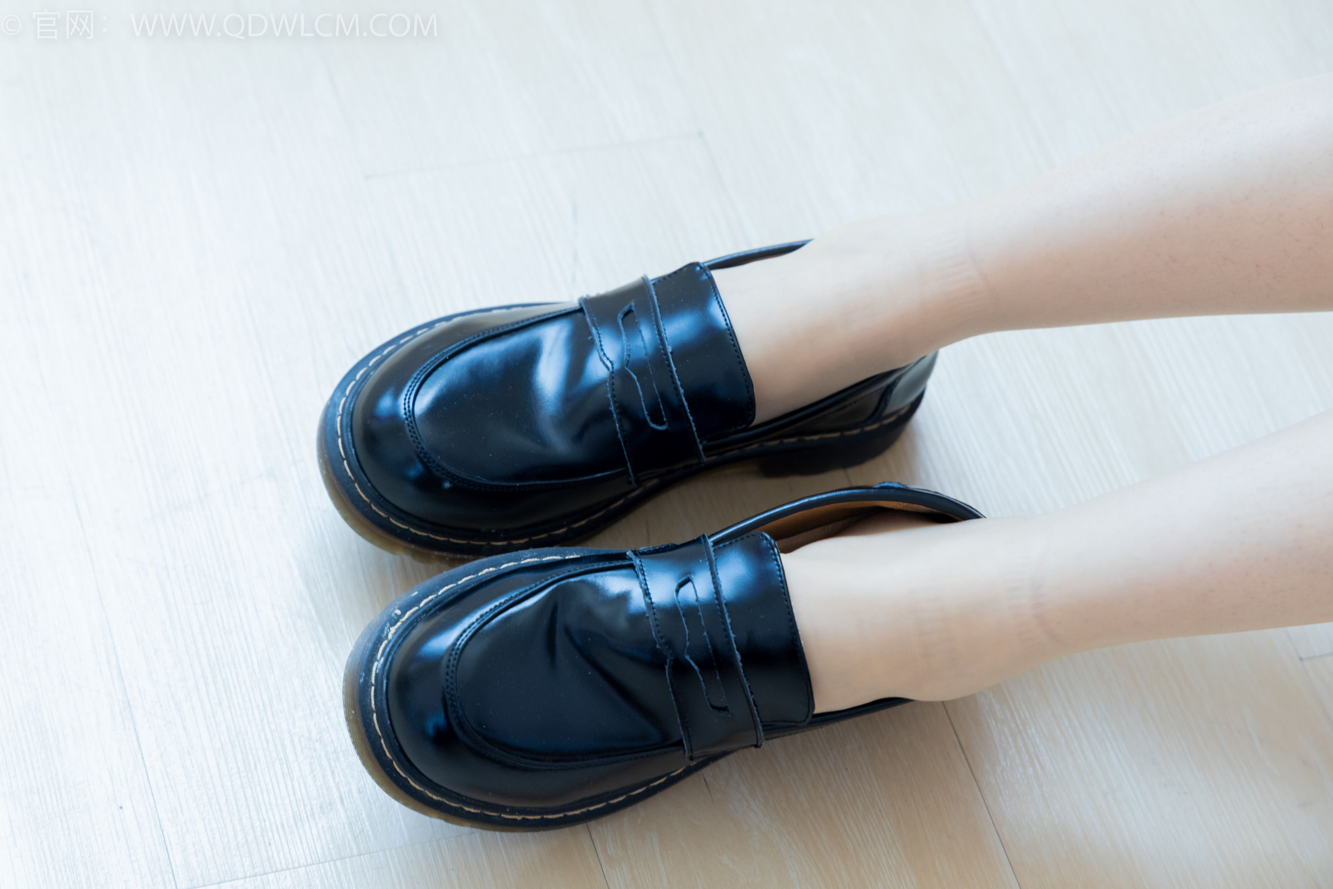 View - 物恋传媒 - Chiness Model  No.1983 欢欢 -绽放的小花 - 图库库