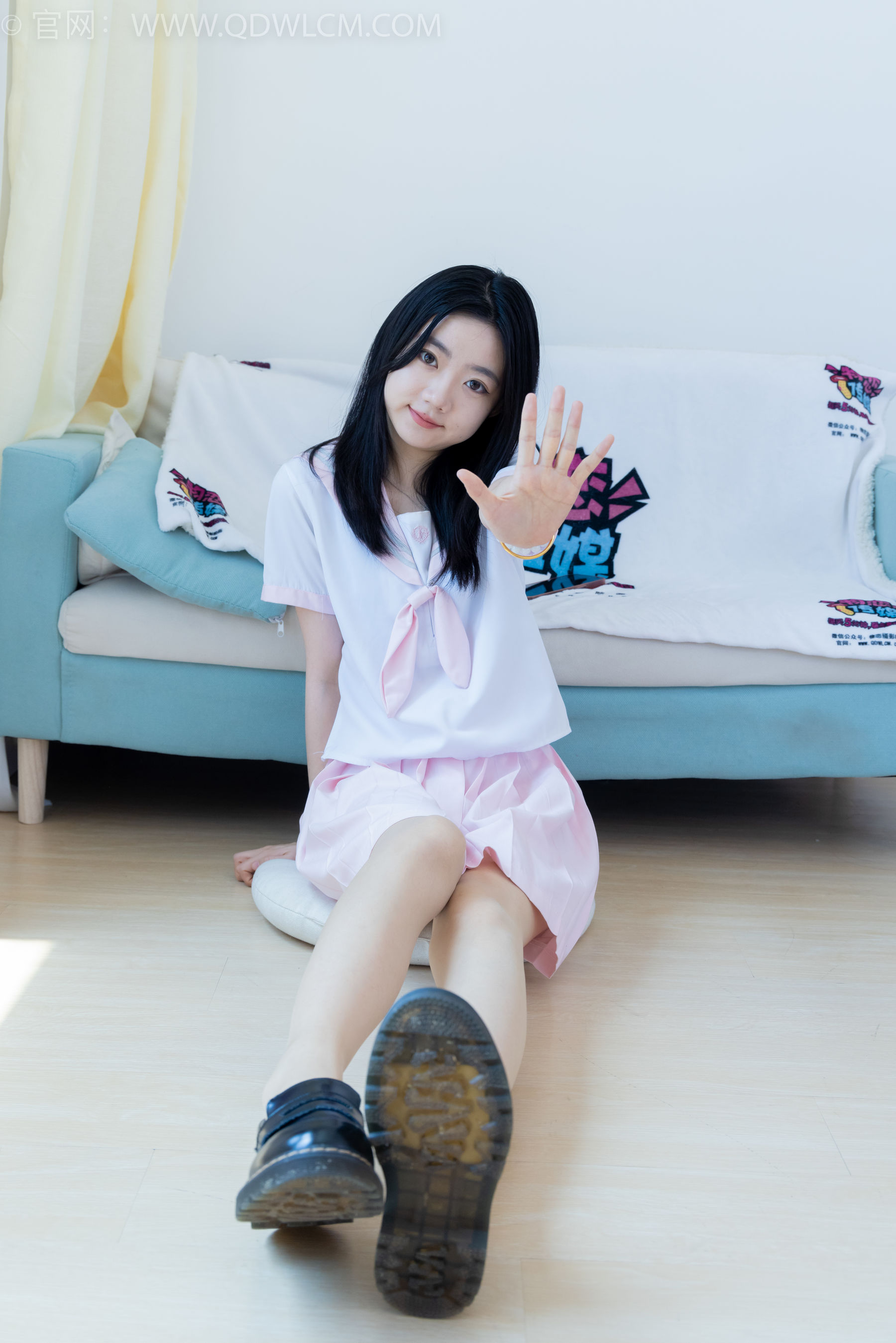 View - 物恋传媒 - Chiness Model  No.1983 欢欢 -绽放的小花 - 图库库