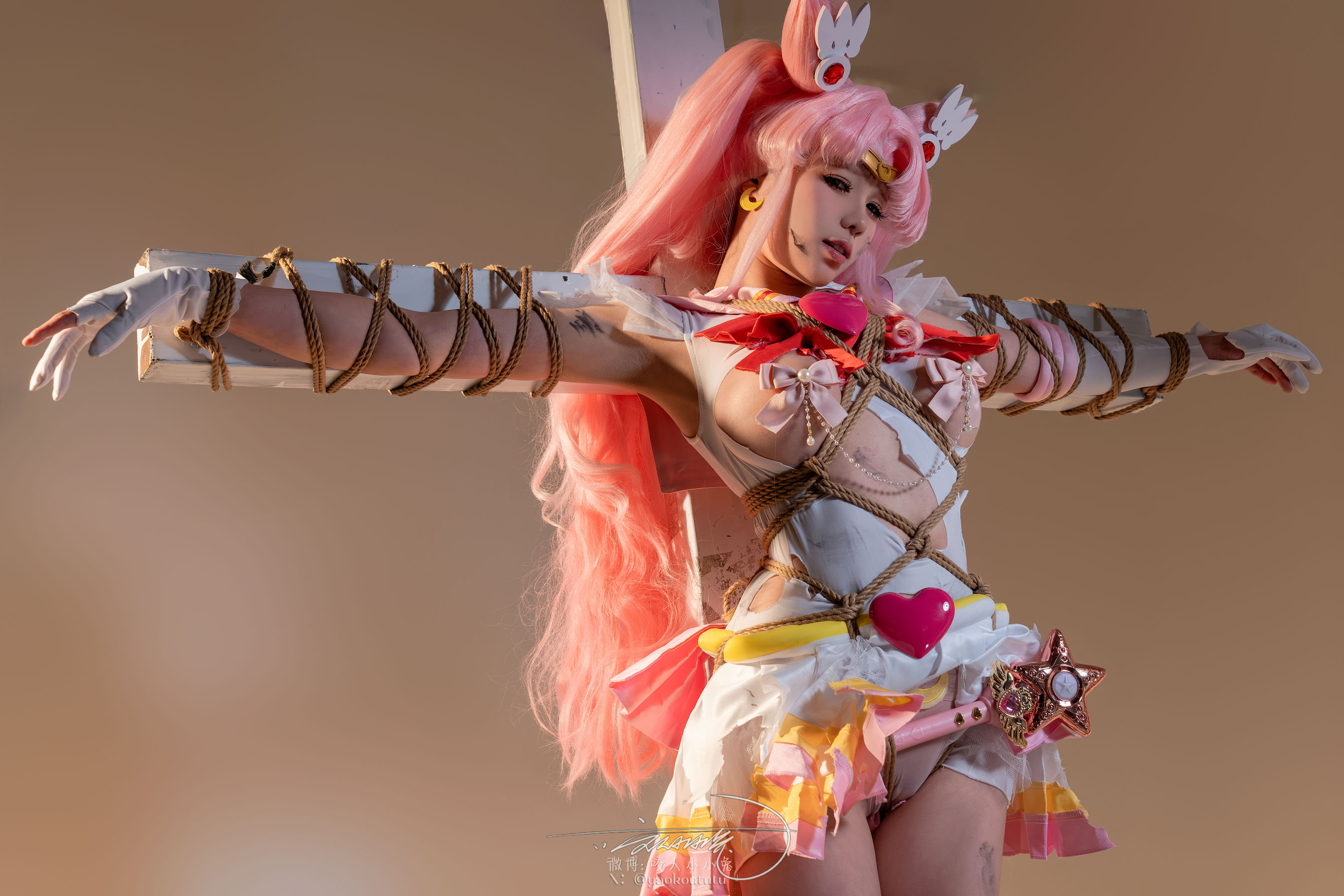 View - 咬一口兔娘 - 小小兔大危机 - 图库库