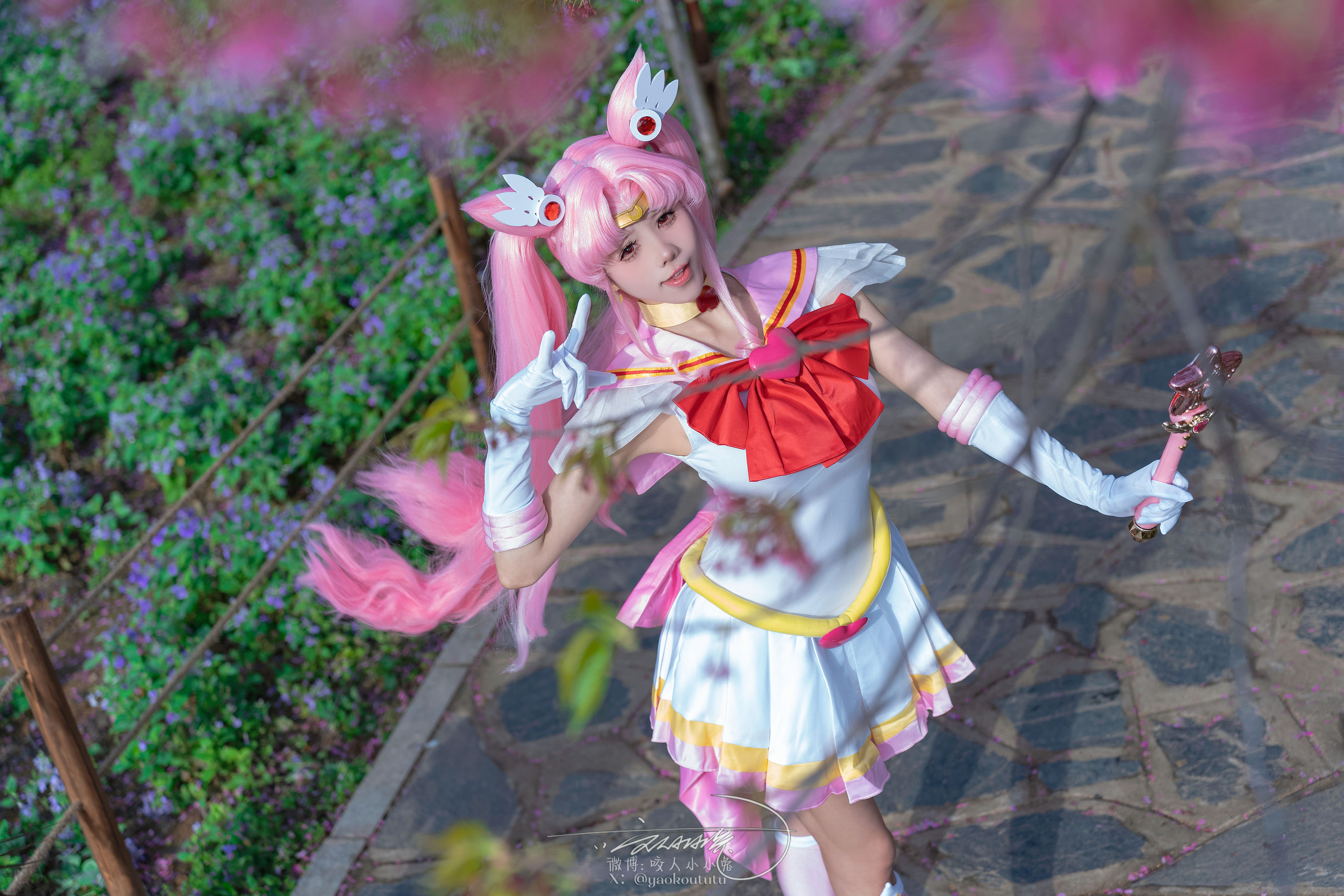 View - 咬一口兔娘 - 小小兔大危机 - 图库库