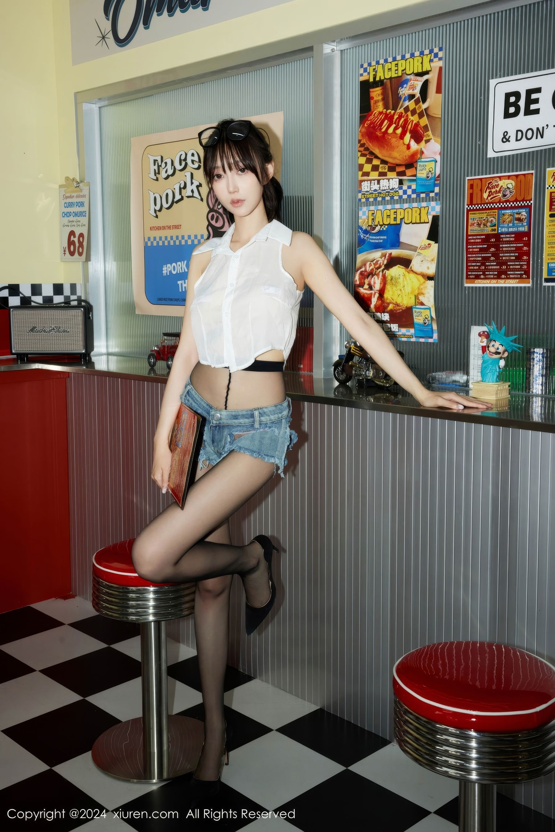 View - [XiuRen] 2024.07.05 No.8811 玥儿玥er - 图库库