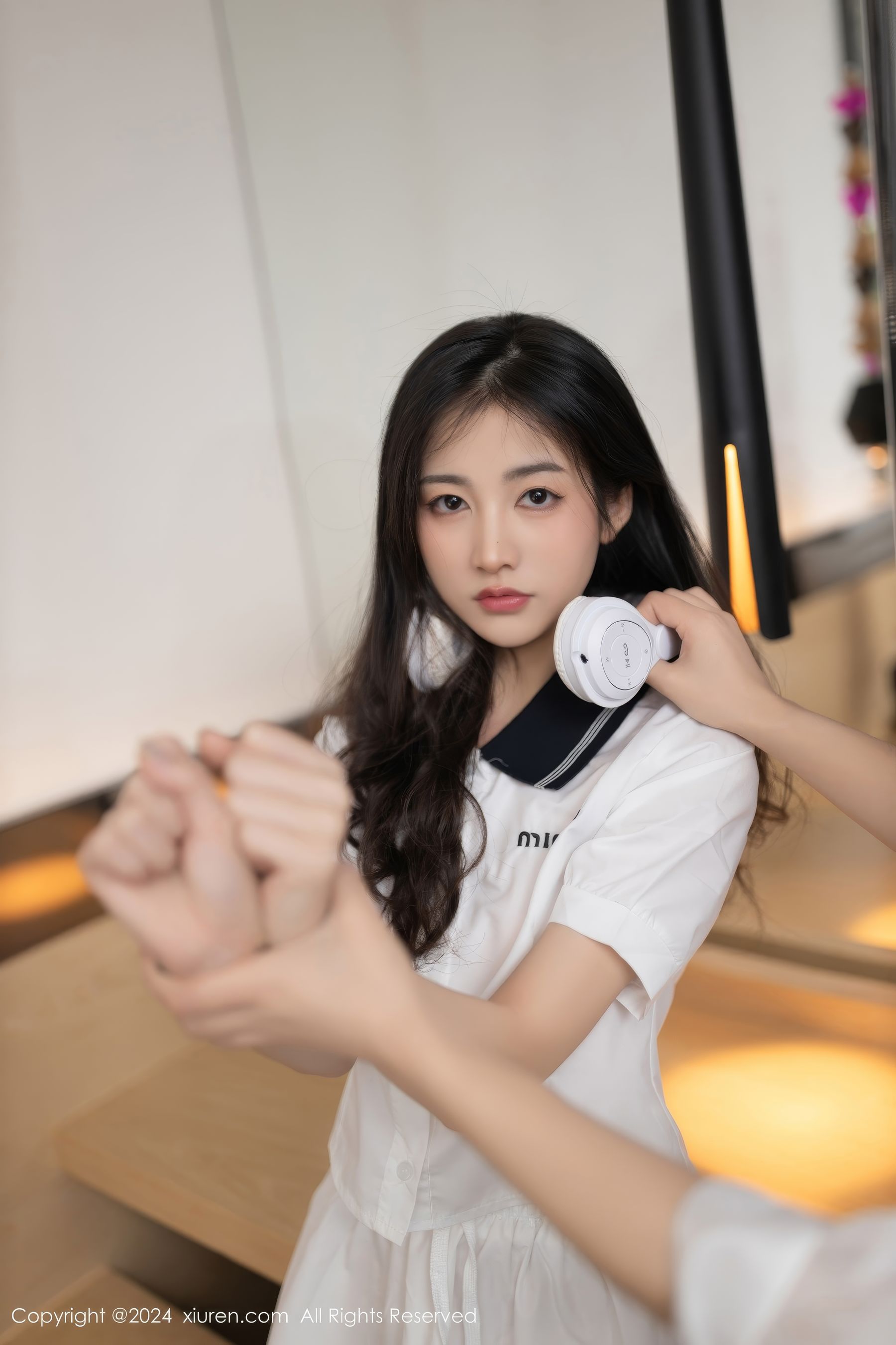 View - [XiuRen] 2024.07.02 No.8793 鱼尾fish - 图库库