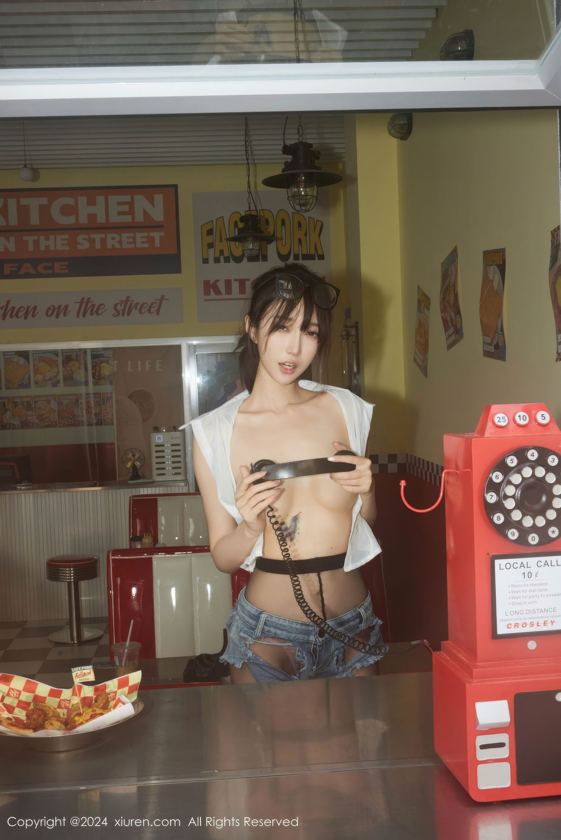 View - [XiuRen] 2024.07.05 No.8811 玥儿玥er - 图库库