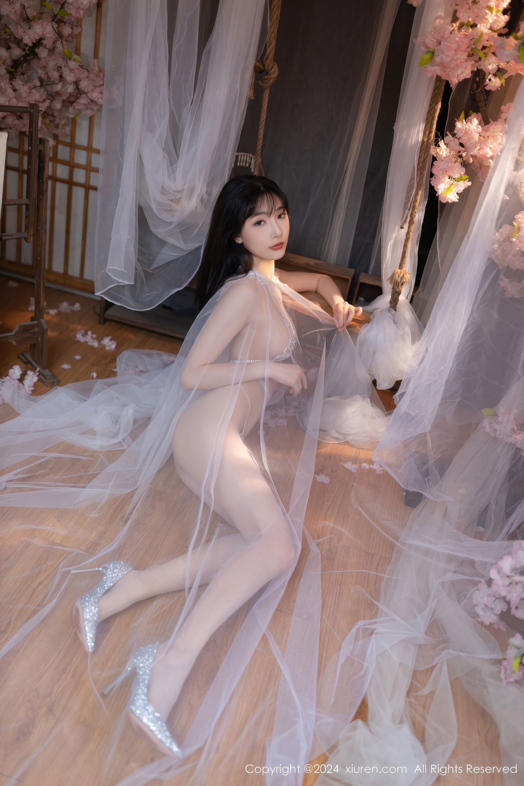 View - [XiuRen] 2024.07.04 No.8807 陆萱萱 - 图库库