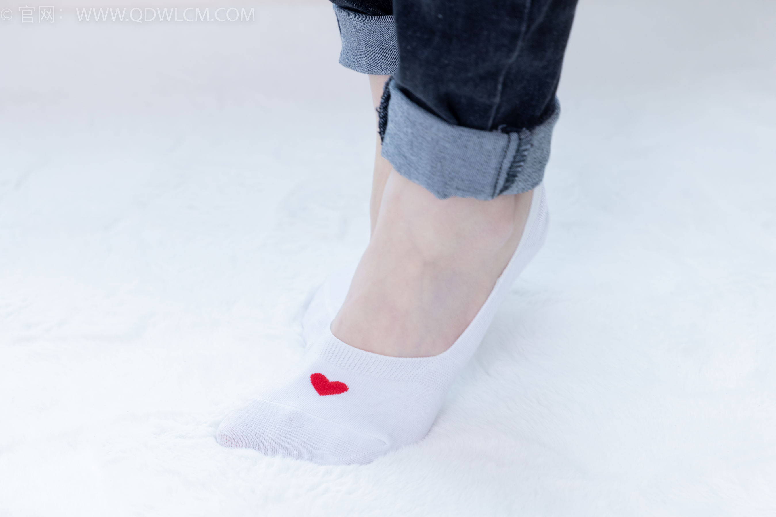 View - 物恋传媒 - Chiness Model  No.2033 菜菜 -熟悉的面孔 - 图库库