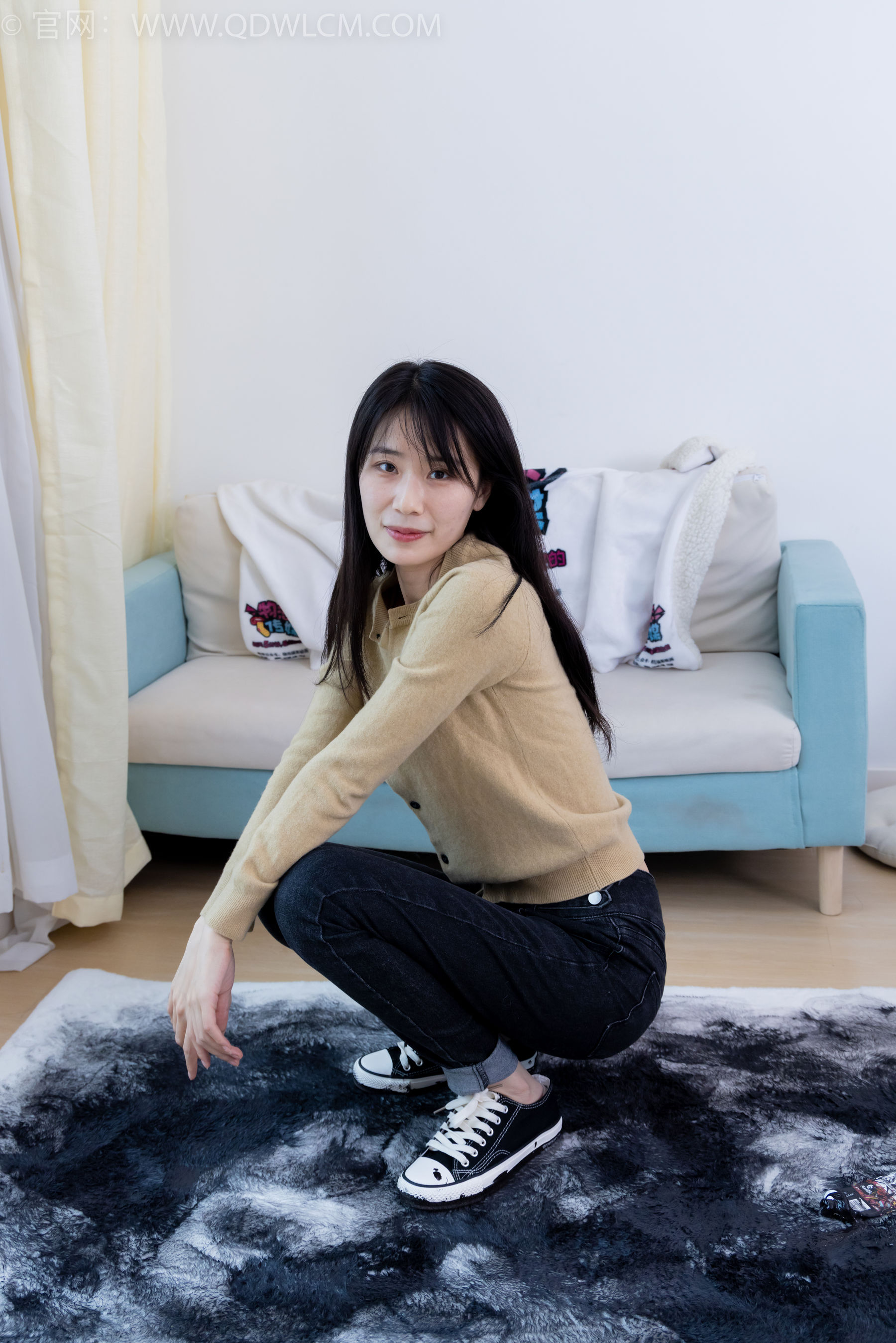 View - 物恋传媒 - Chiness Model  No.2033 菜菜 -熟悉的面孔 - 图库库