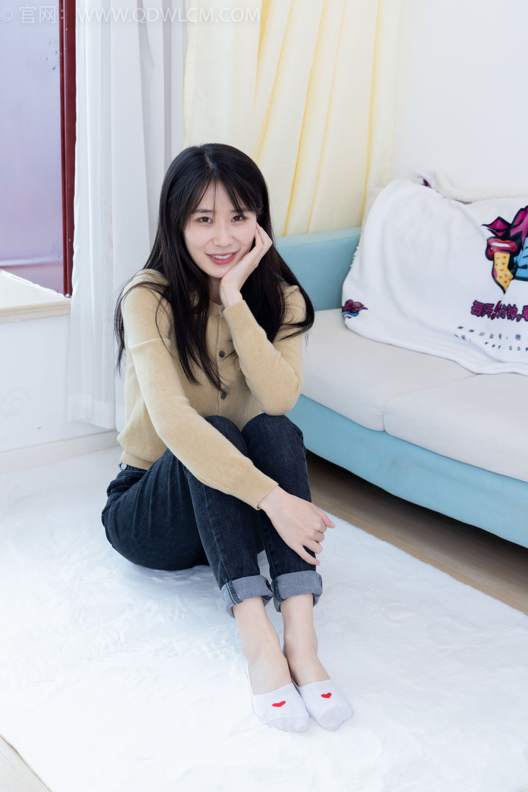 View - 物恋传媒 - Chiness Model  No.2033 菜菜 -熟悉的面孔 - 图库库