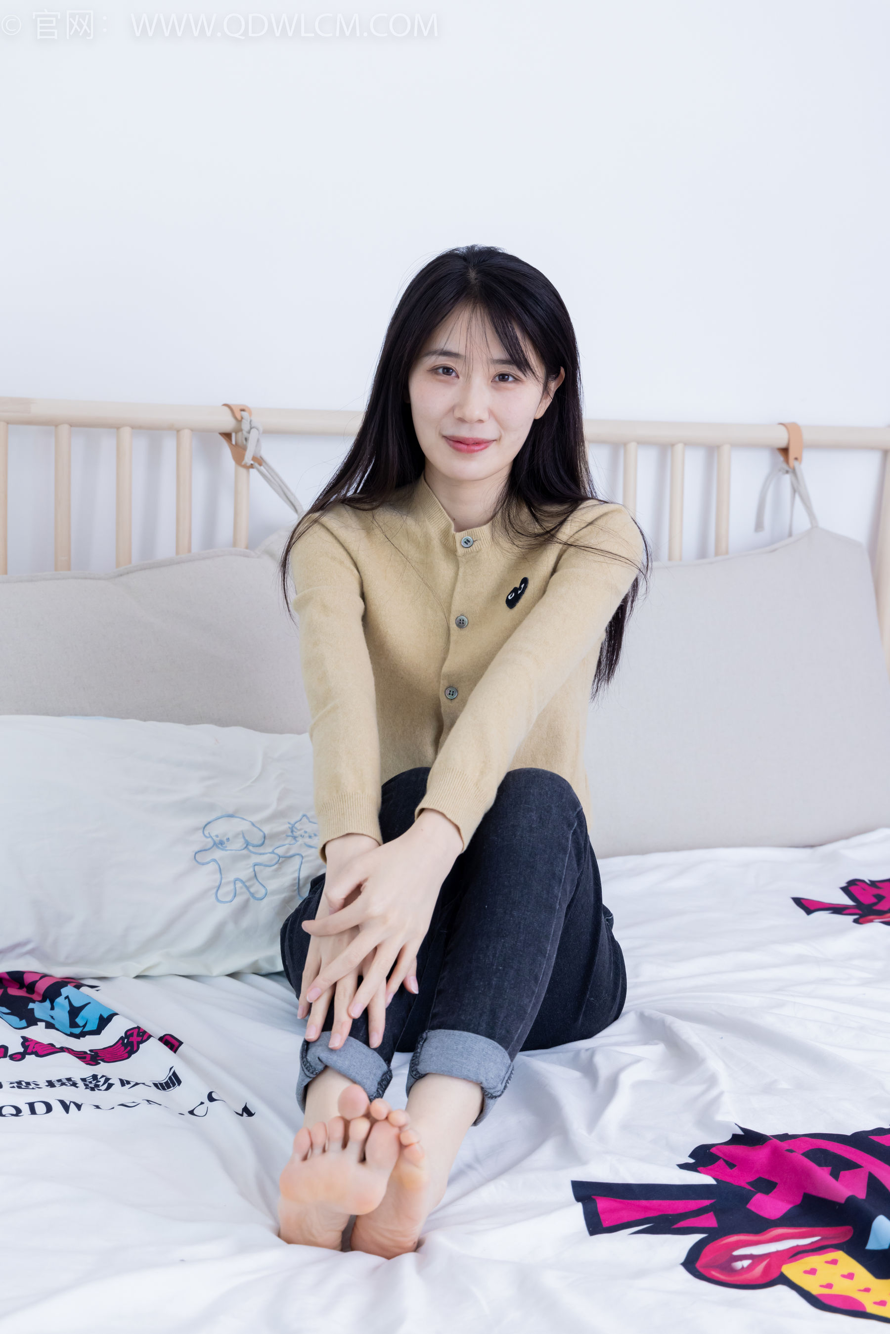 View - 物恋传媒 - Chiness Model  No.2033 菜菜 -熟悉的面孔 - 图库库