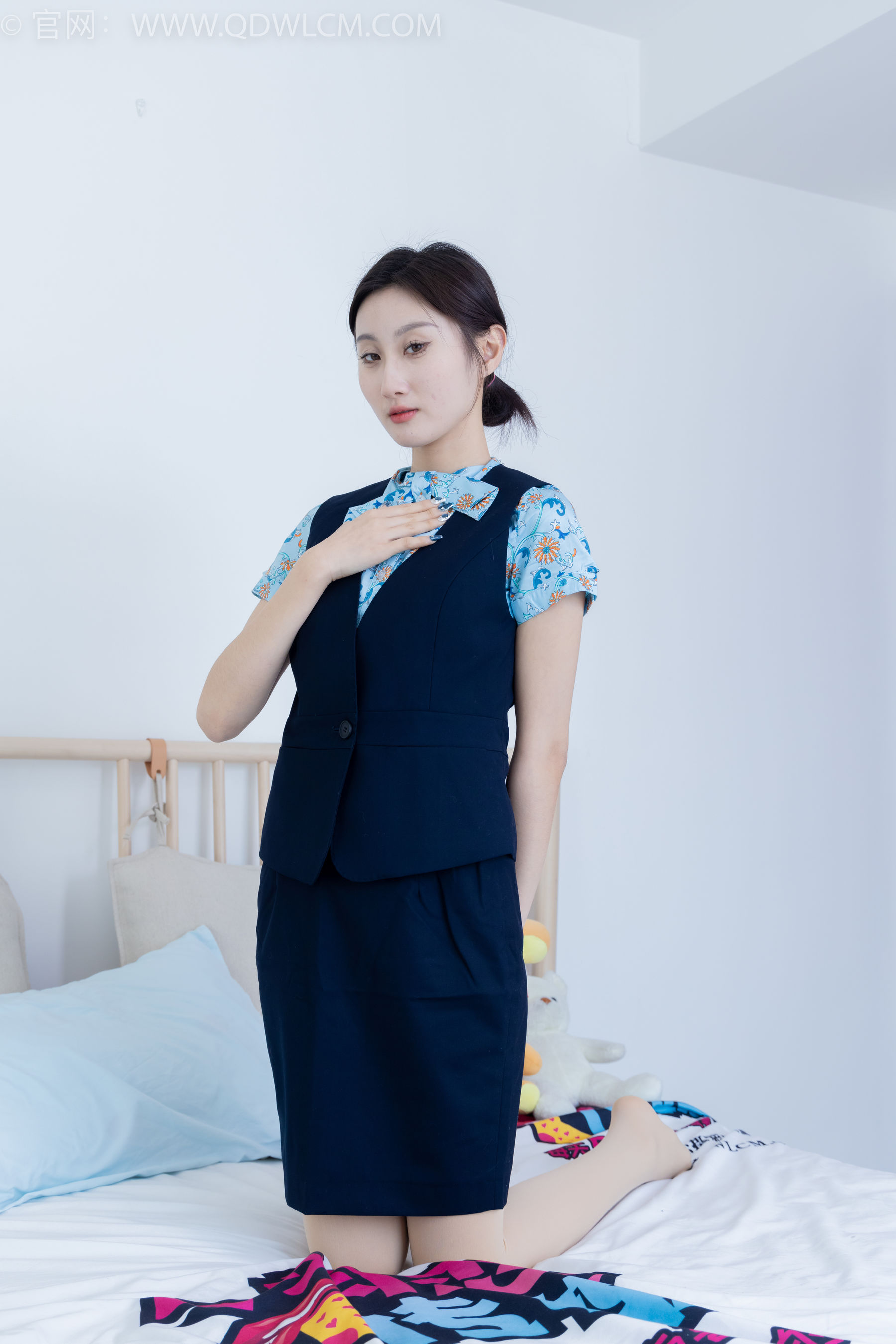 View - 物恋传媒 - Chiness Model  No.2030 雏菊 -蜉蝣一梦 - 图库库