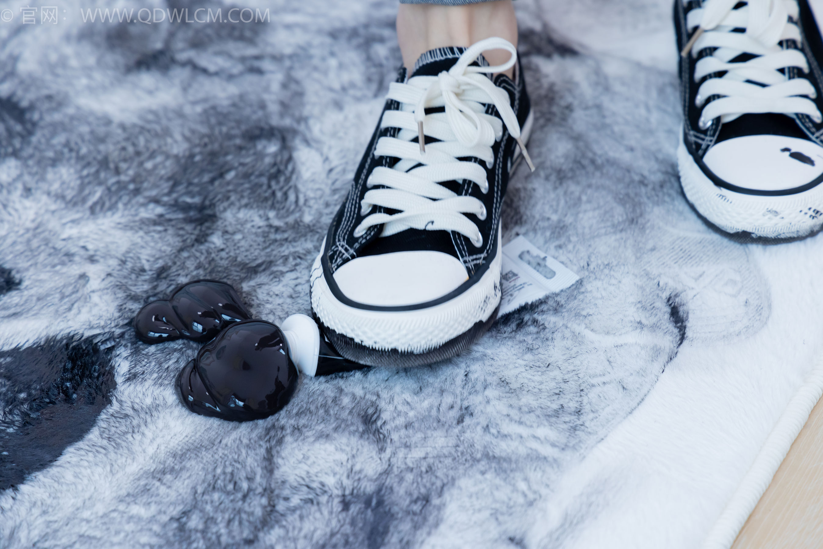 View - 物恋传媒 - Chiness Model  No.2033 菜菜 -熟悉的面孔 - 图库库