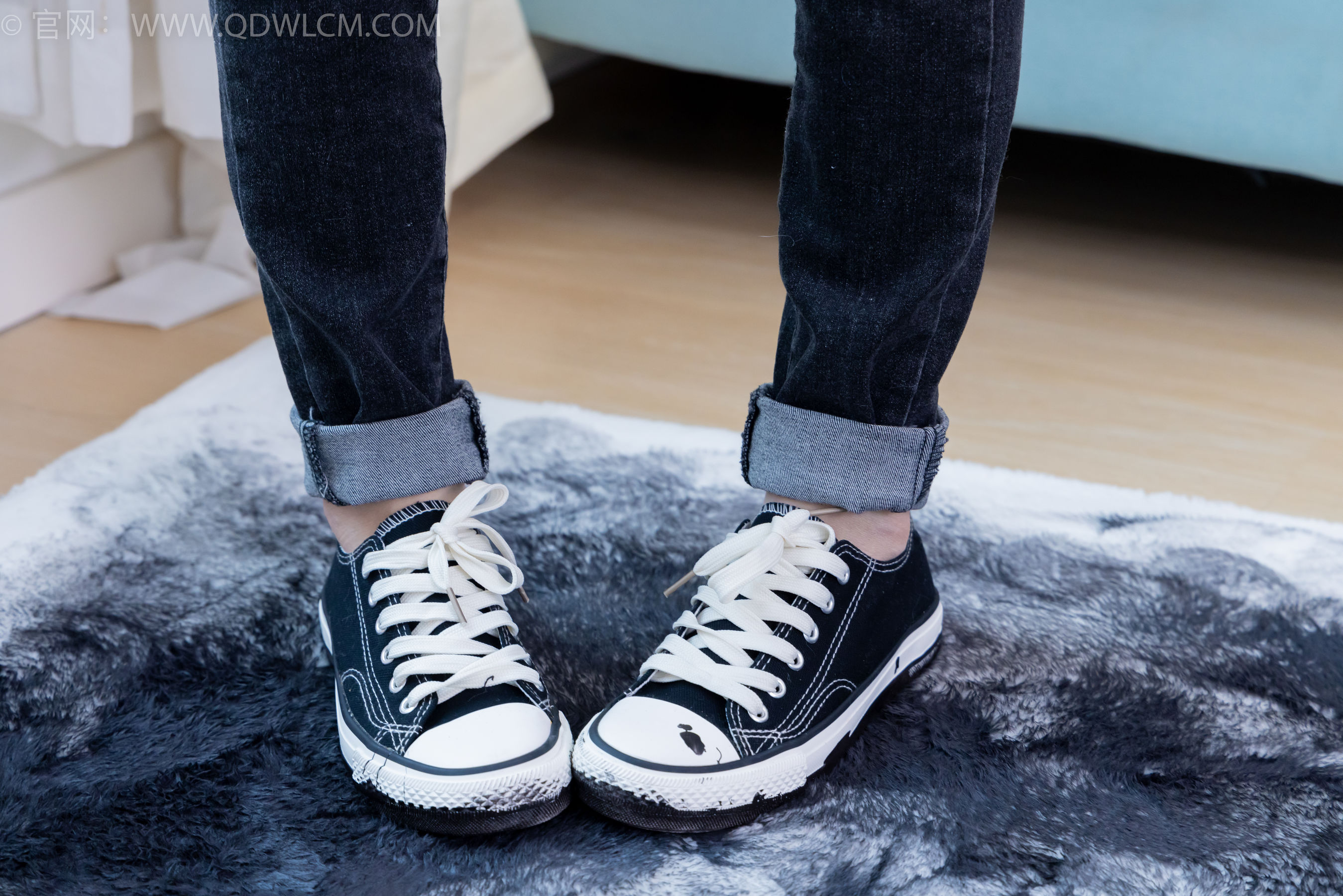 View - 物恋传媒 - Chiness Model  No.2033 菜菜 -熟悉的面孔 - 图库库