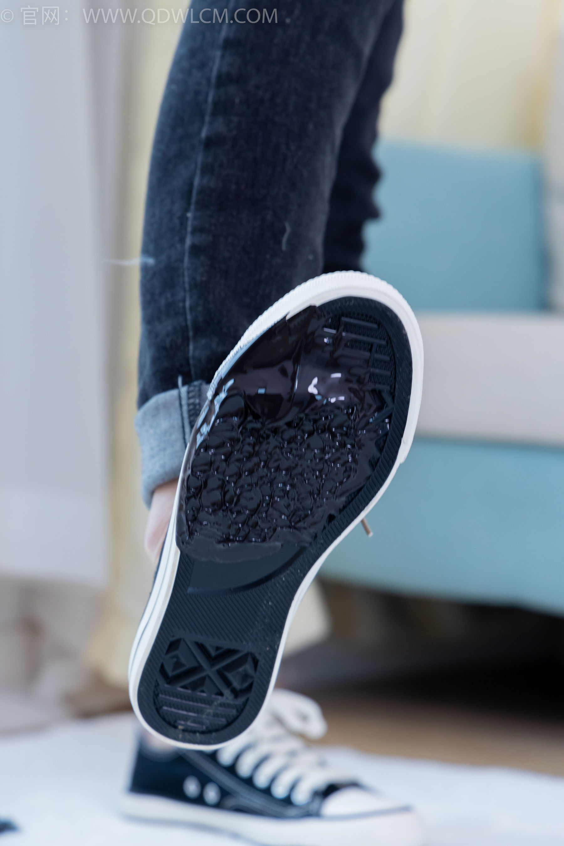 View - 物恋传媒 - Chiness Model  No.2033 菜菜 -熟悉的面孔 - 图库库