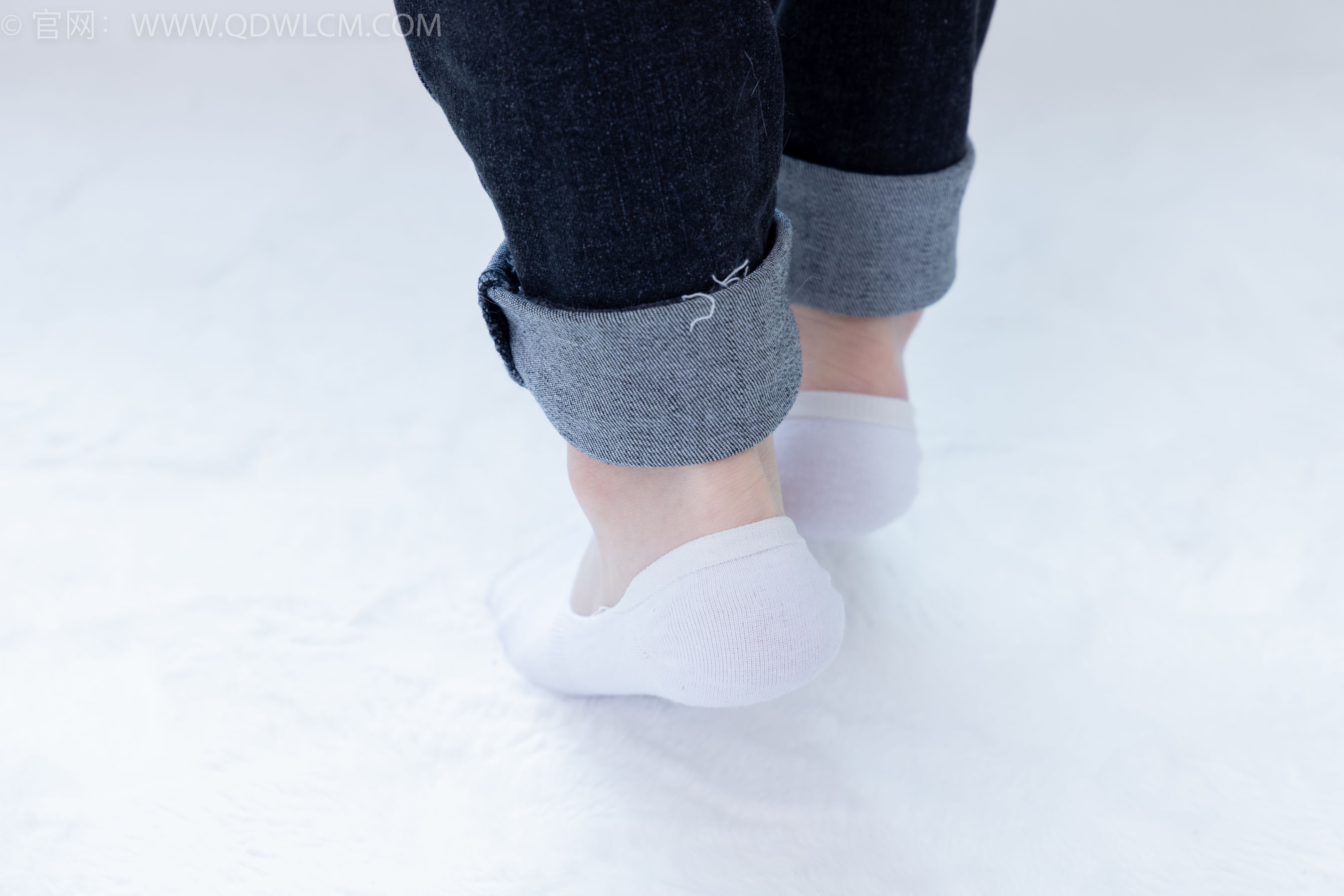 View - 物恋传媒 - Chiness Model  No.2033 菜菜 -熟悉的面孔 - 图库库