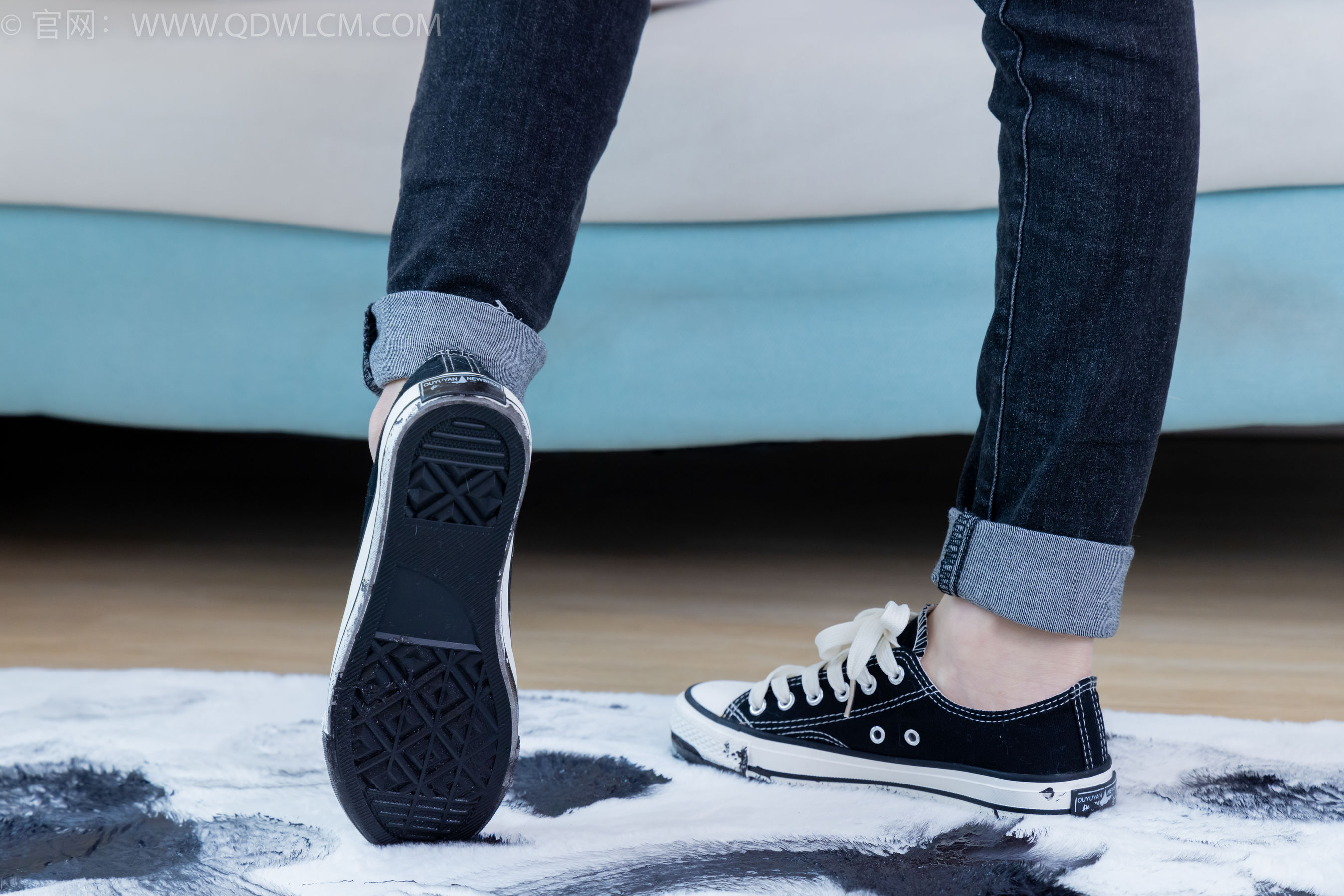 物恋传媒 - Chiness Model  No.2033 菜菜 -熟悉的面孔 - 图库库