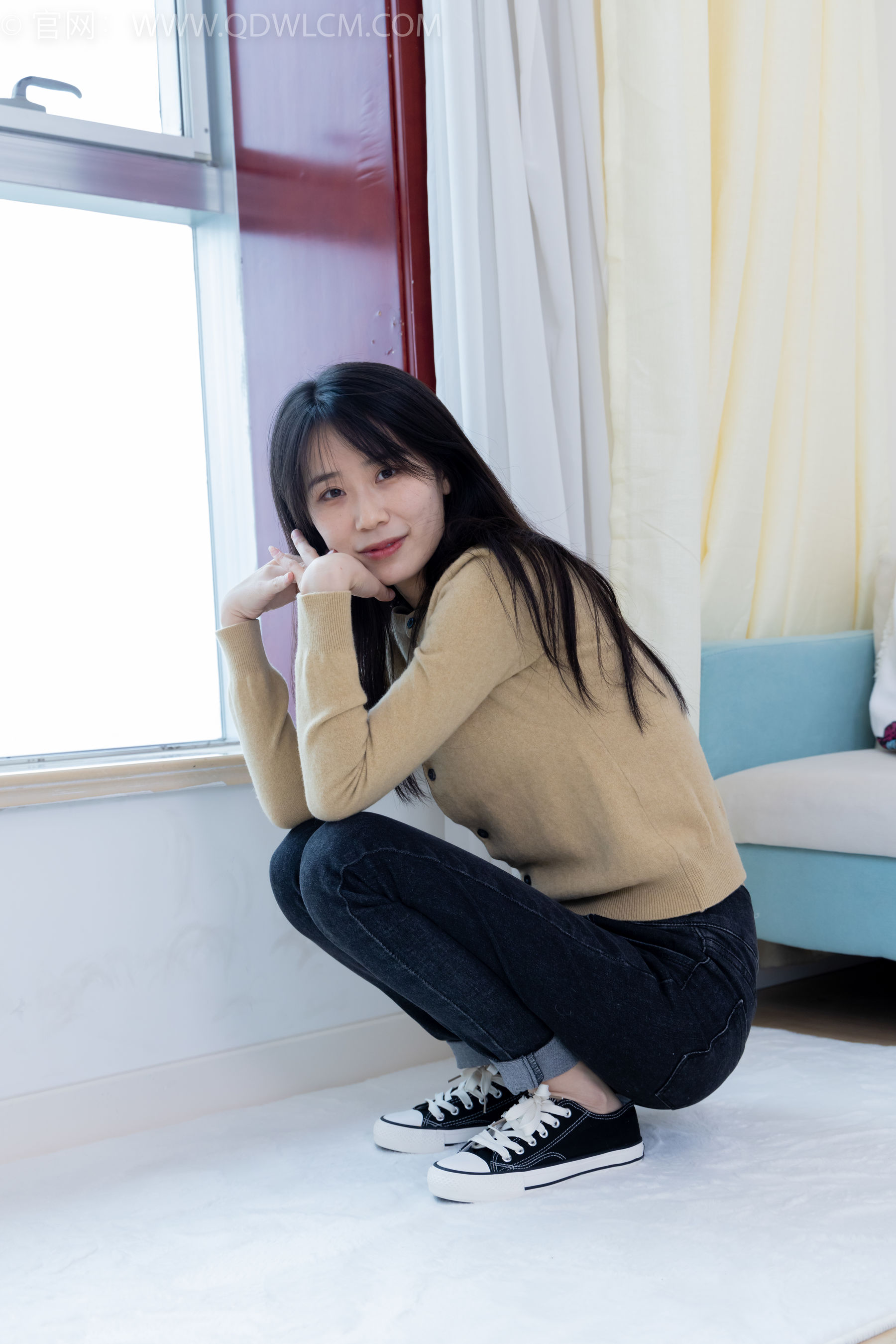 View - 物恋传媒 - Chiness Model  No.2033 菜菜 -熟悉的面孔 - 图库库