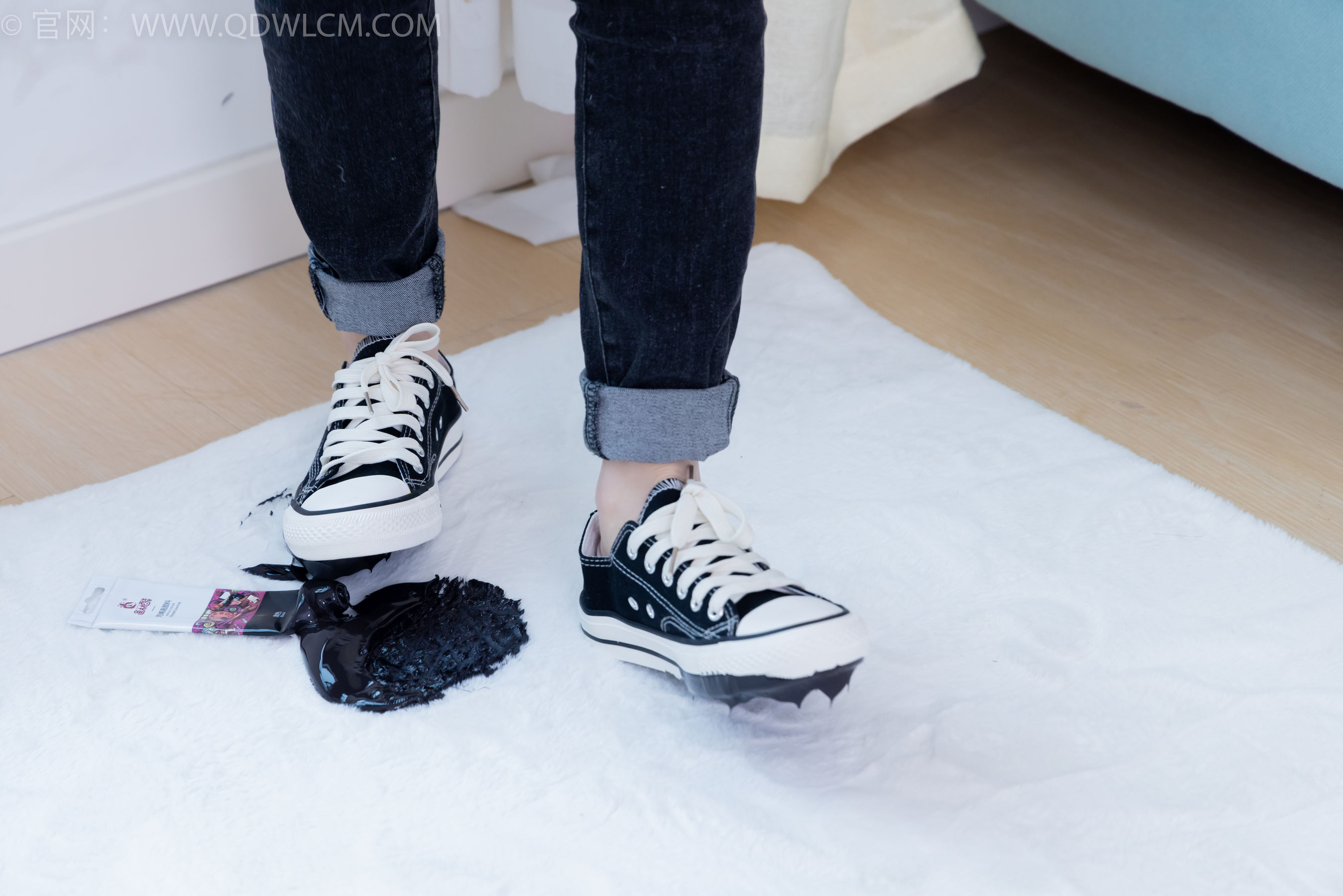 View - 物恋传媒 - Chiness Model  No.2033 菜菜 -熟悉的面孔 - 图库库