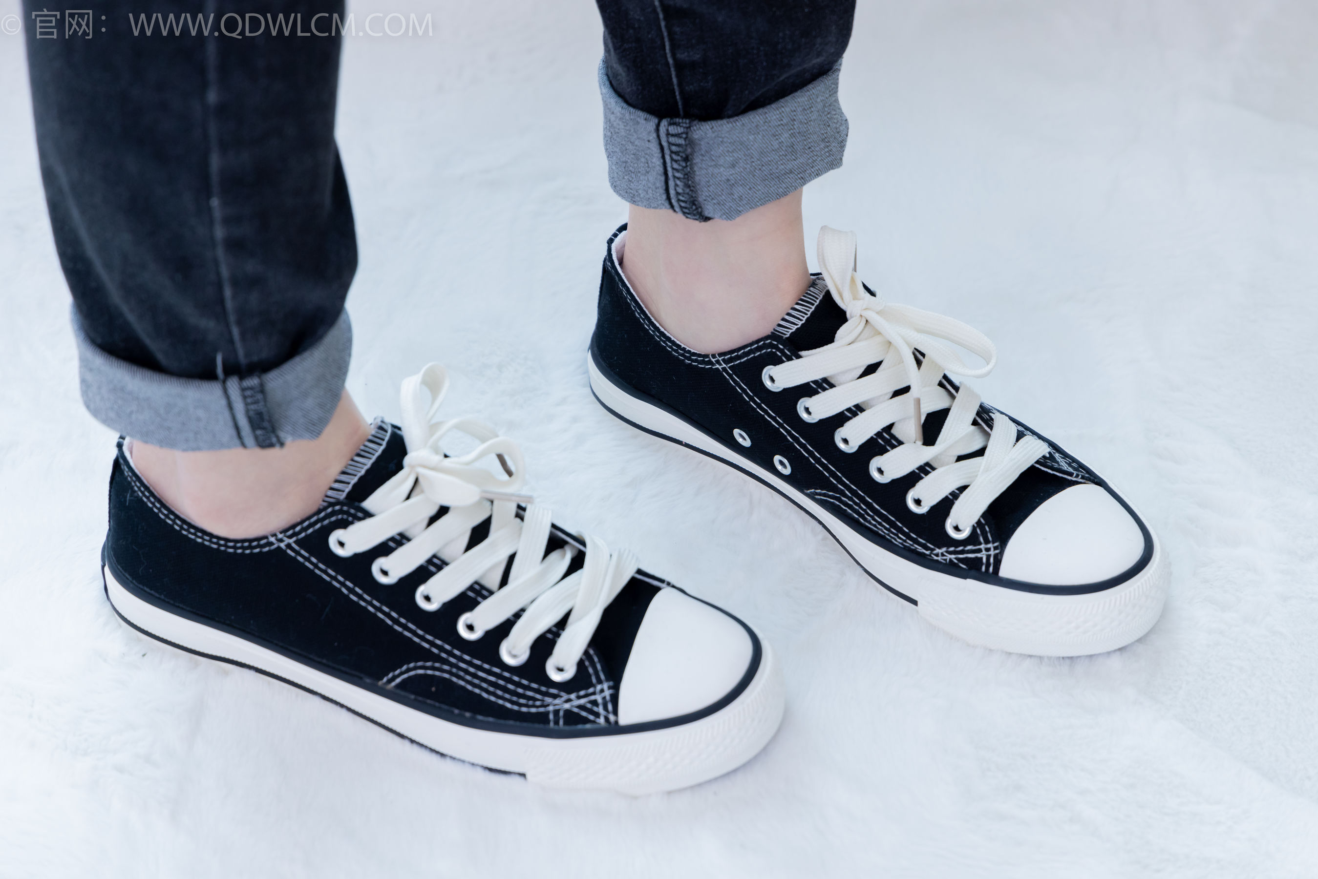 View - 物恋传媒 - Chiness Model  No.2033 菜菜 -熟悉的面孔 - 图库库