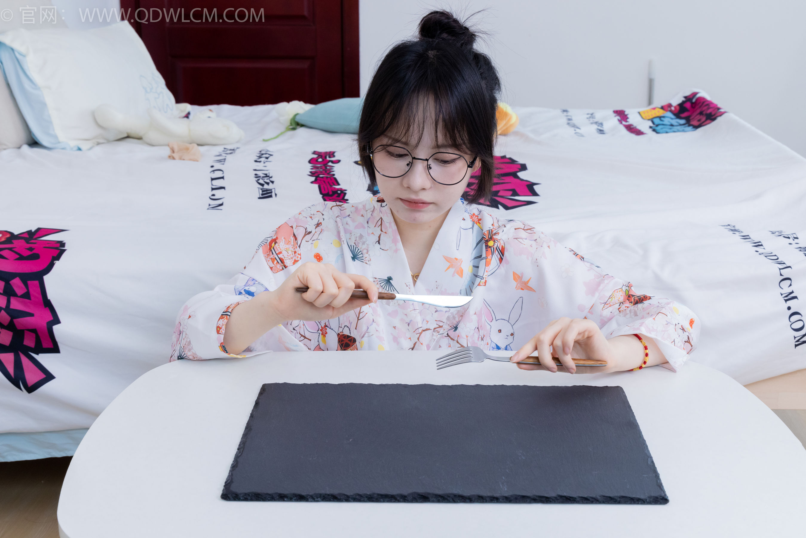 View - 物恋传媒 - Chiness Model  No.2017 小酒 -爱未眠 - 图库库