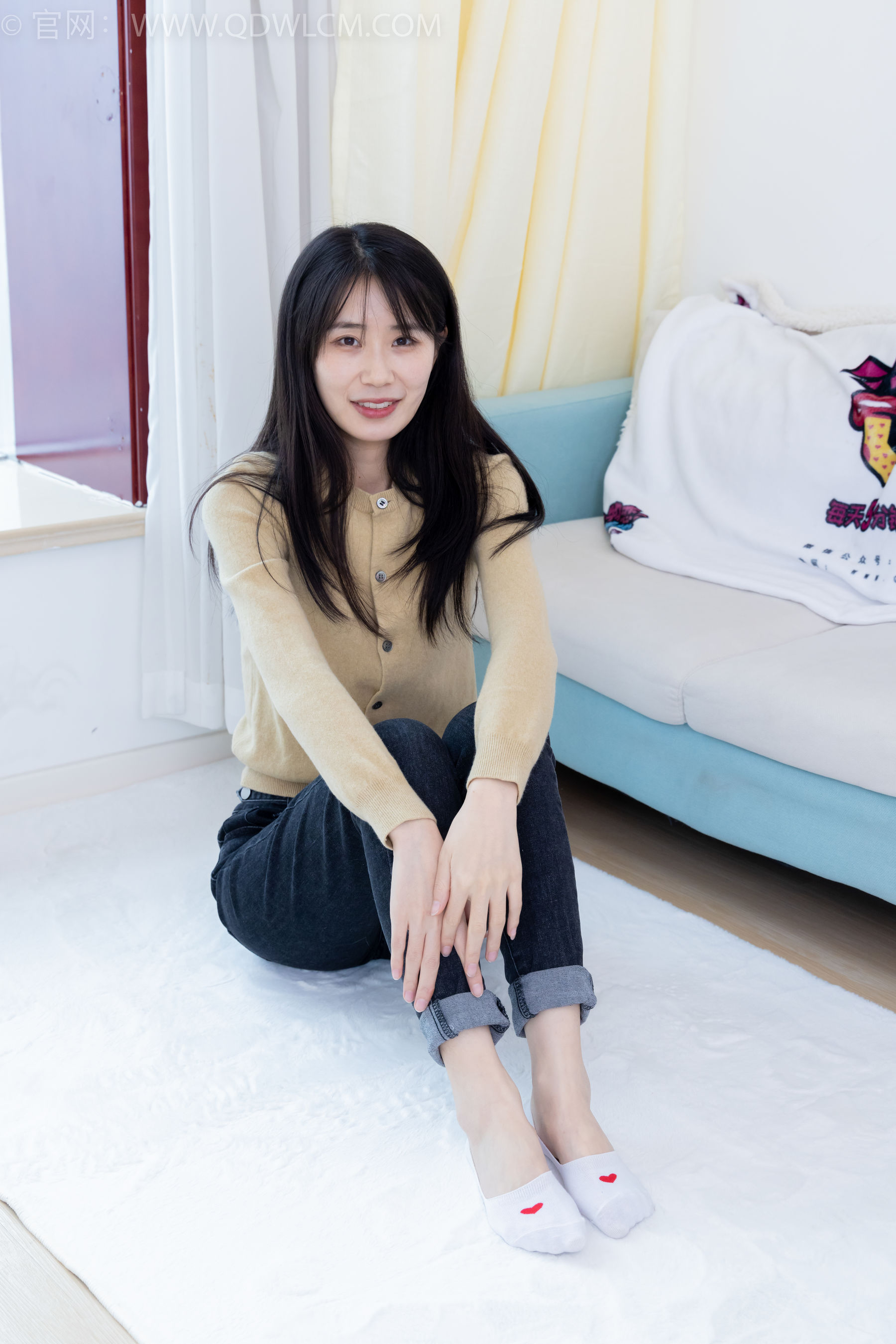 View - 物恋传媒 - Chiness Model  No.2033 菜菜 -熟悉的面孔 - 图库库