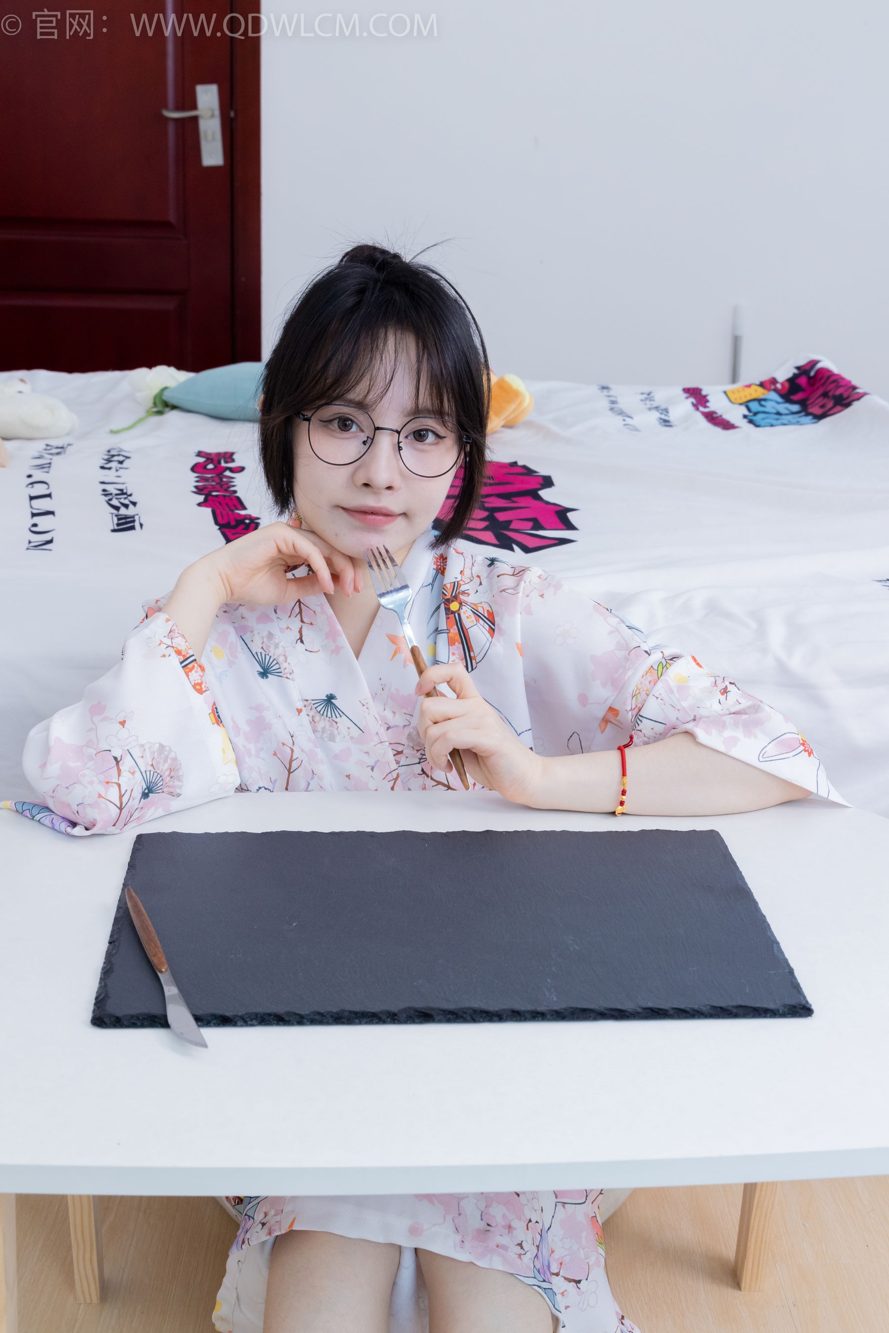 View - 物恋传媒 - Chiness Model  No.2017 小酒 -爱未眠 - 图库库