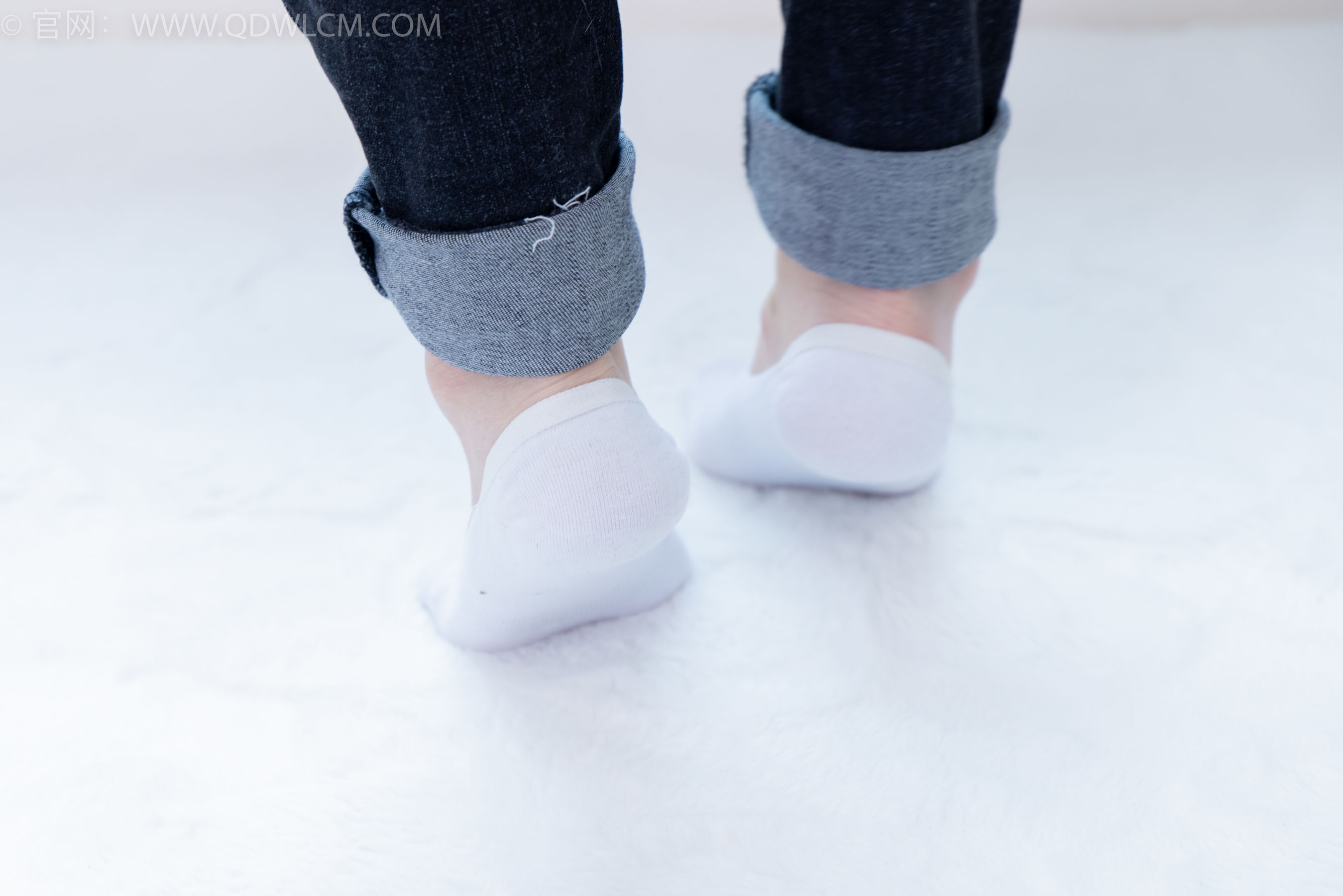 View - 物恋传媒 - Chiness Model  No.2033 菜菜 -熟悉的面孔 - 图库库