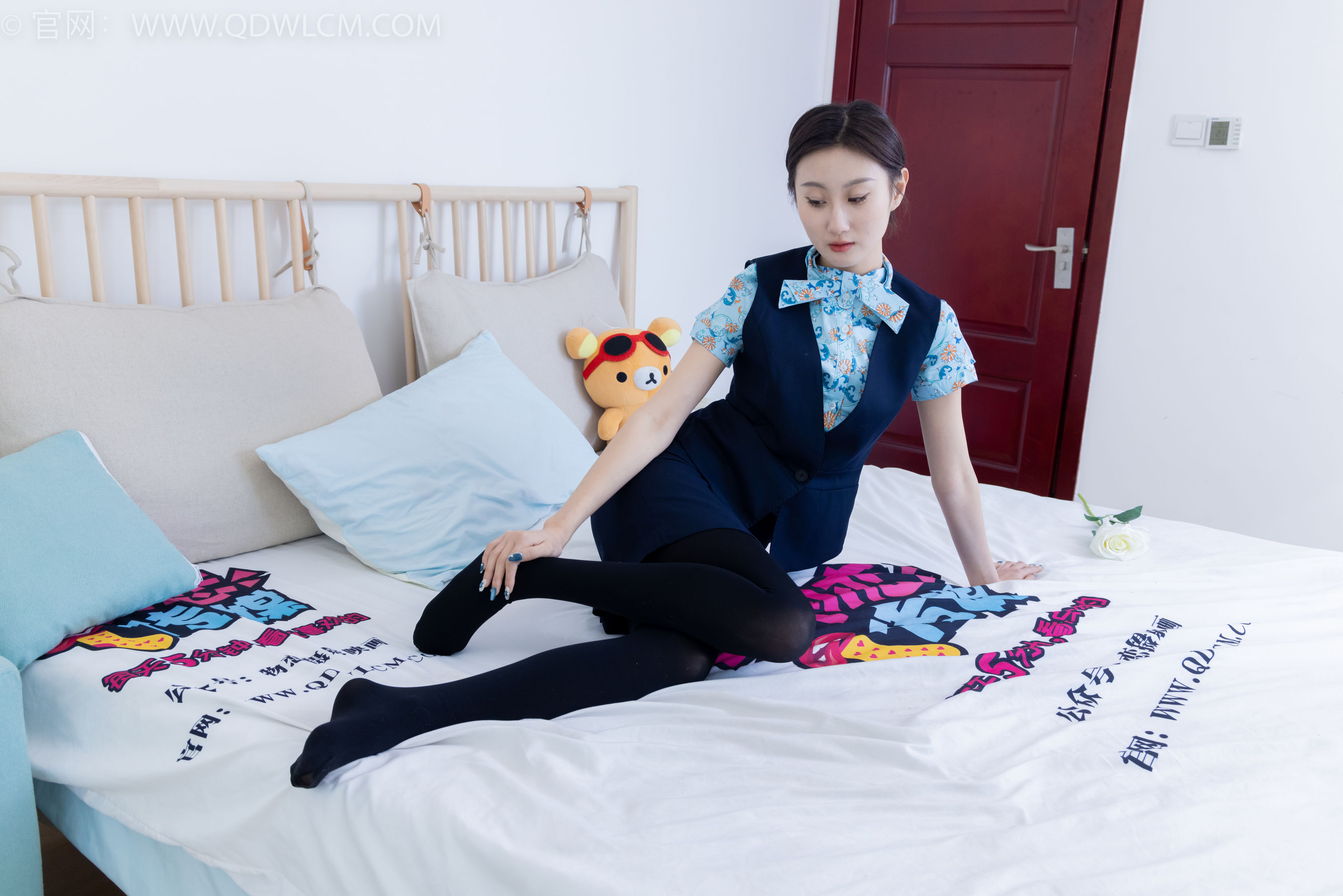 View - 物恋传媒 - Chiness Model  No.2030 雏菊 -蜉蝣一梦 - 图库库