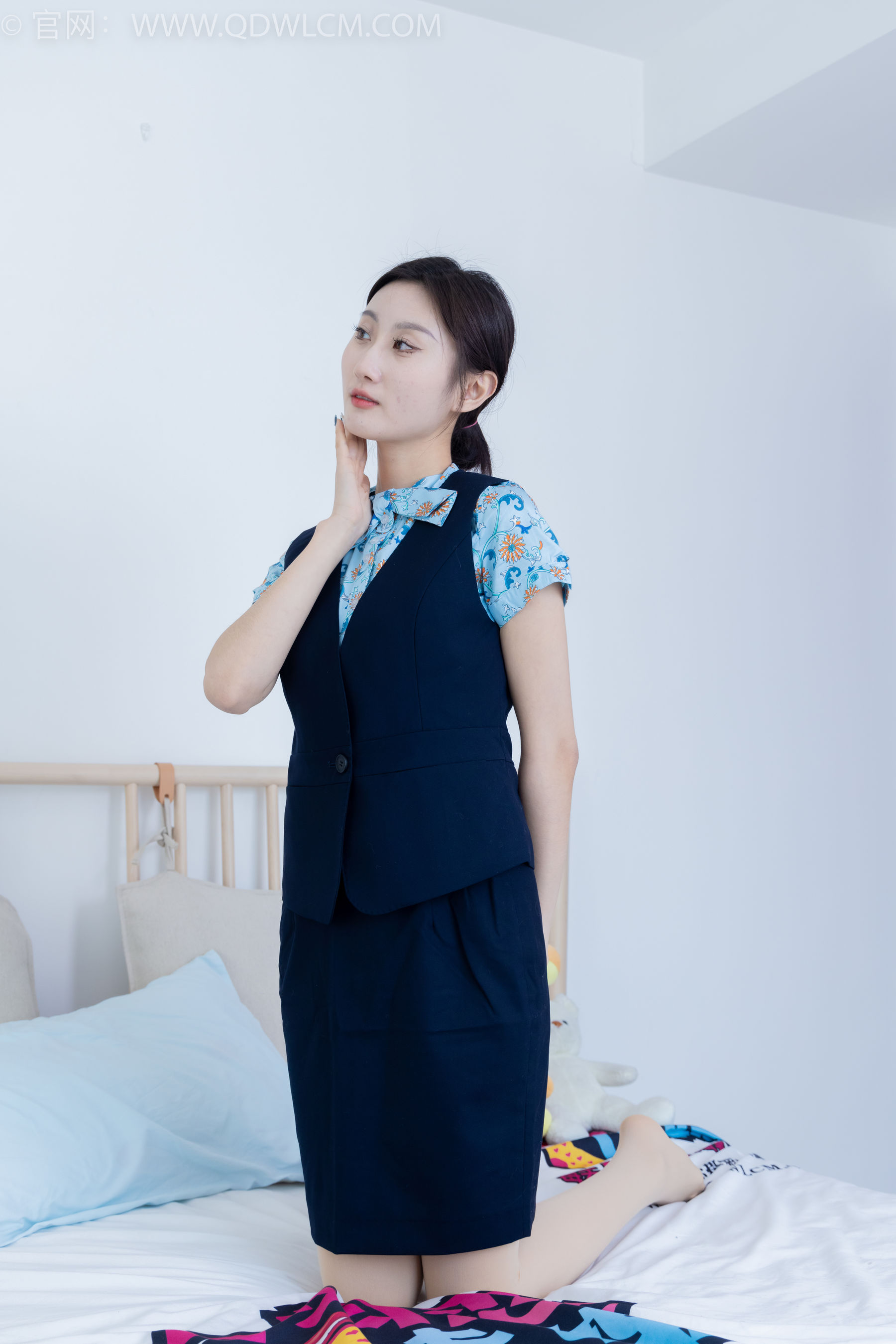 View - 物恋传媒 - Chiness Model  No.2030 雏菊 -蜉蝣一梦 - 图库库